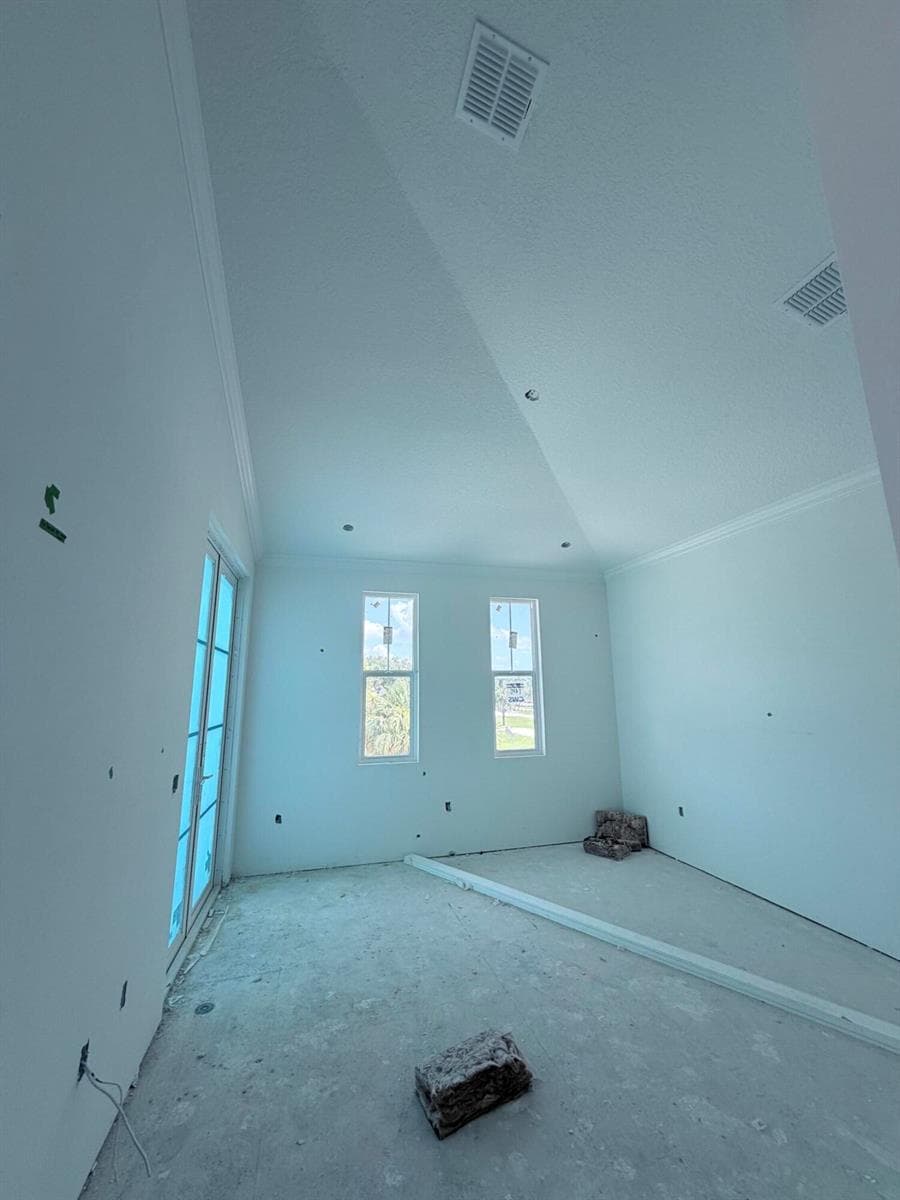 145 Kings Lane photo 5