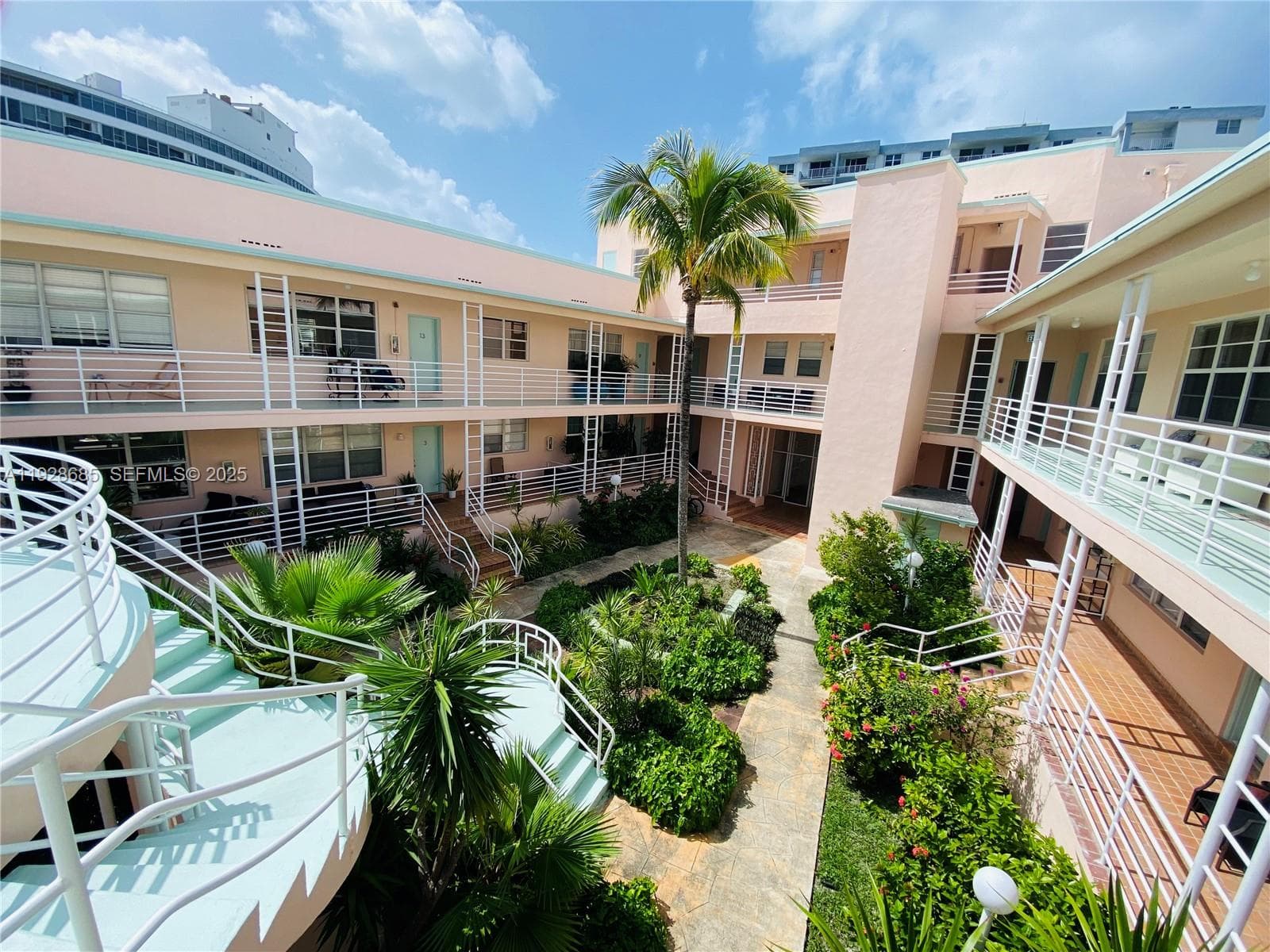 6881 Bay Dr 11 photo 21