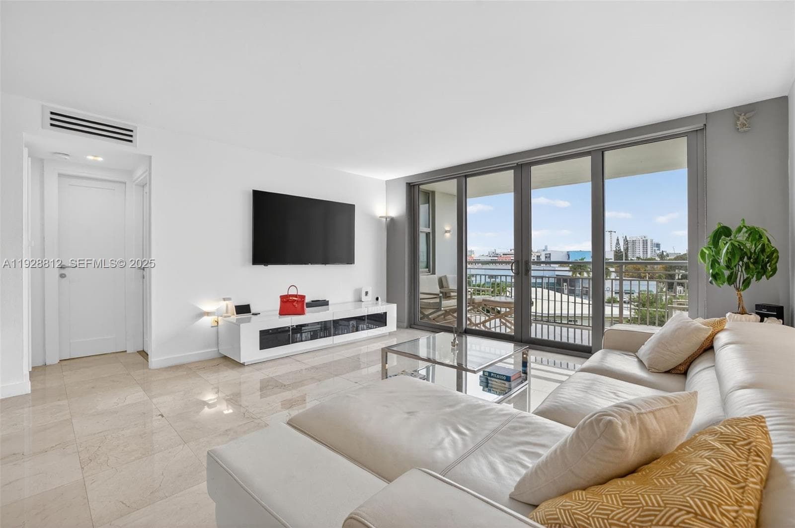 9250 W Bay Harbor Dr 5D photo 9