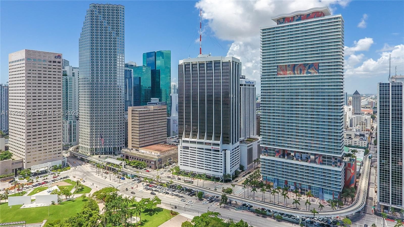 50 Biscayne Blvd 503 photo 5