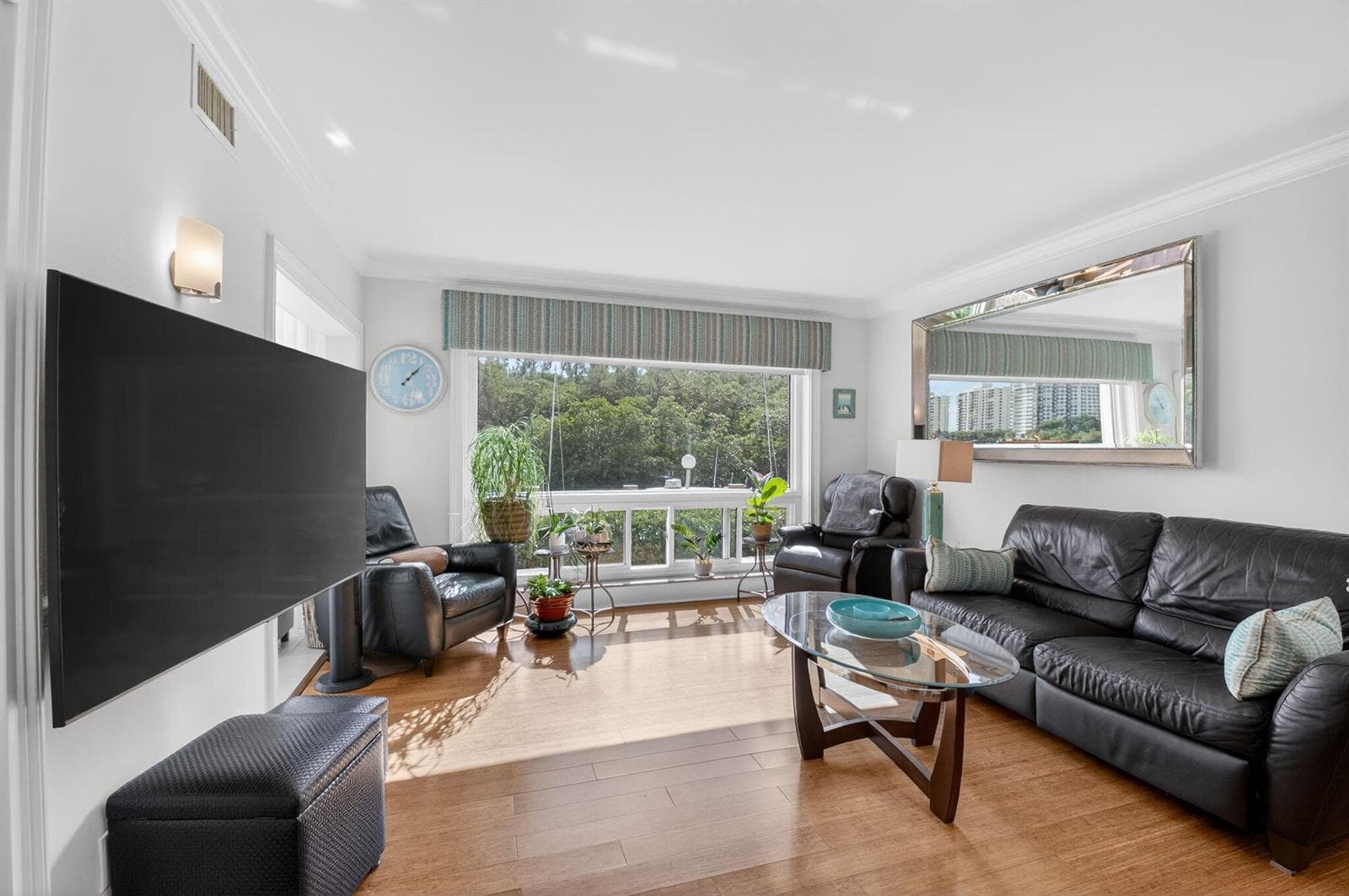 711 NE Harbour Terrace 3120 photo 13