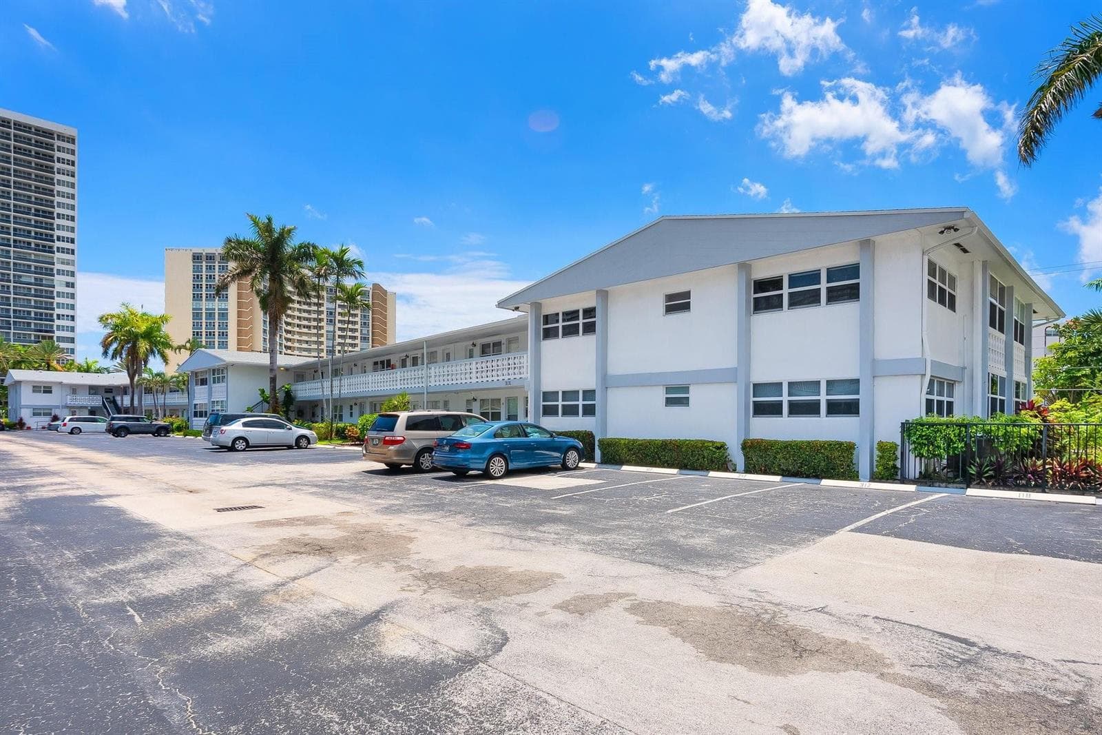 3131 S Ocean Drive 114 photo 19