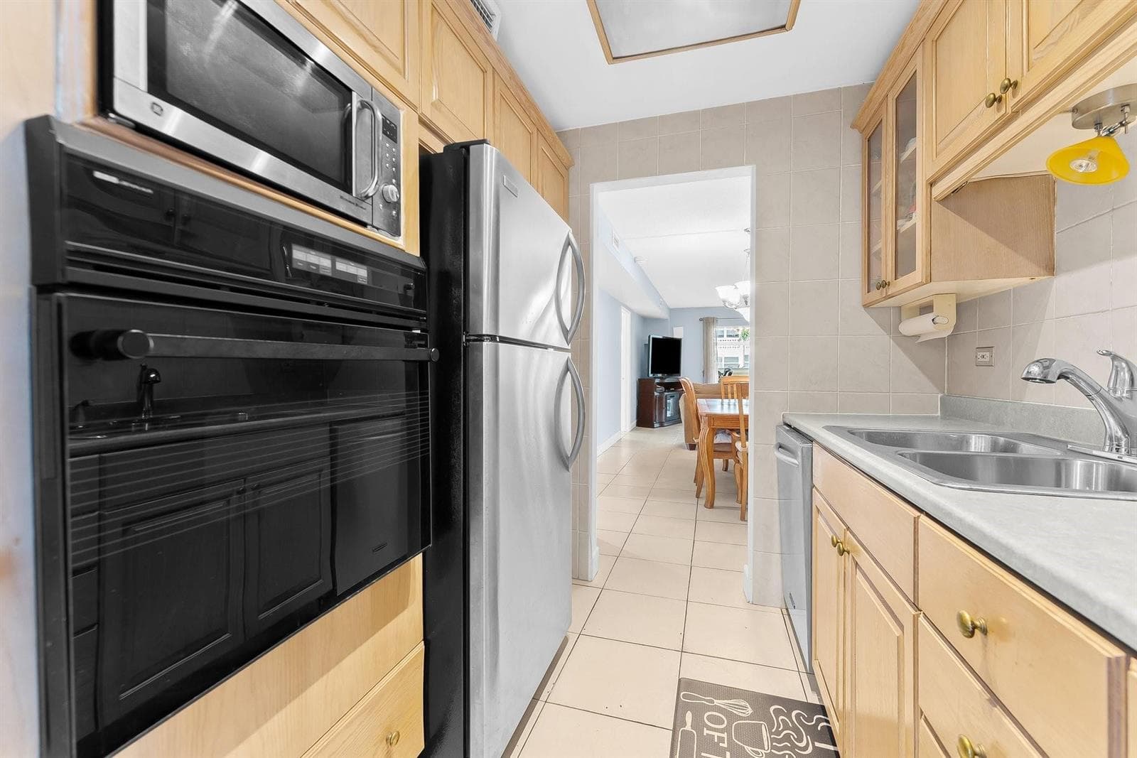 3131 S Ocean Drive 114 photo 8