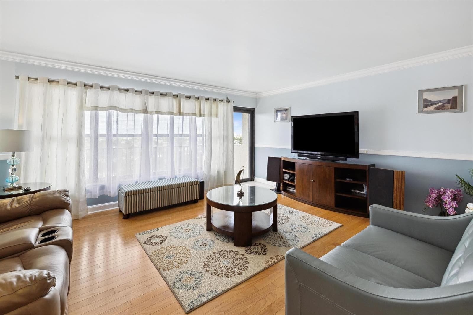 3200 Port Royale Drive 1208 photo 2