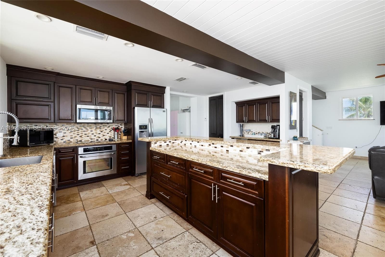 107 Hilson Ct photo 5