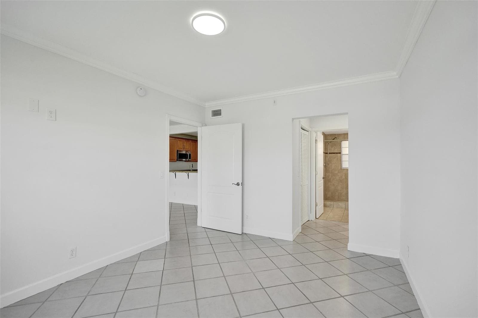 2201 SE 9th Street 106 photo 22