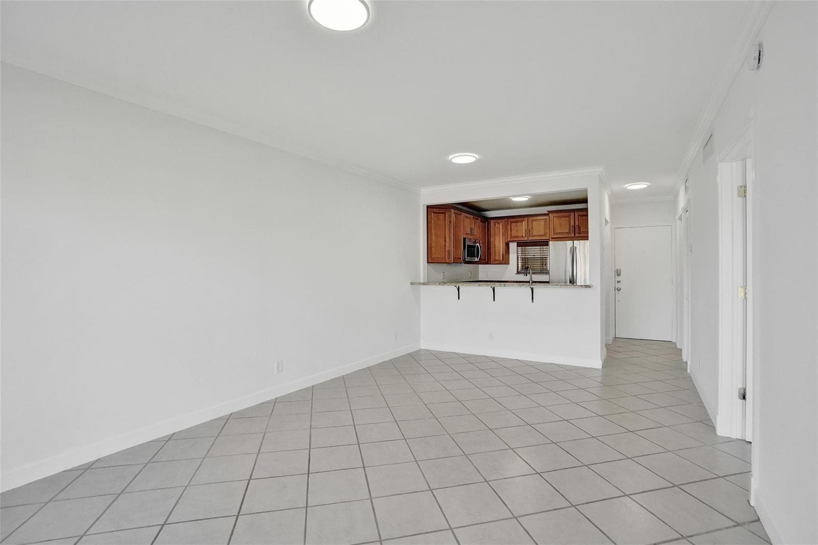 2201 SE 9th Street 106 photo 7