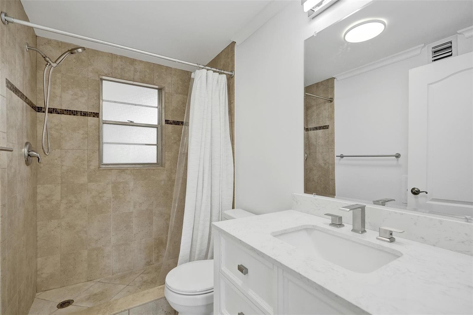 2201 SE 9th Street 106 photo 25