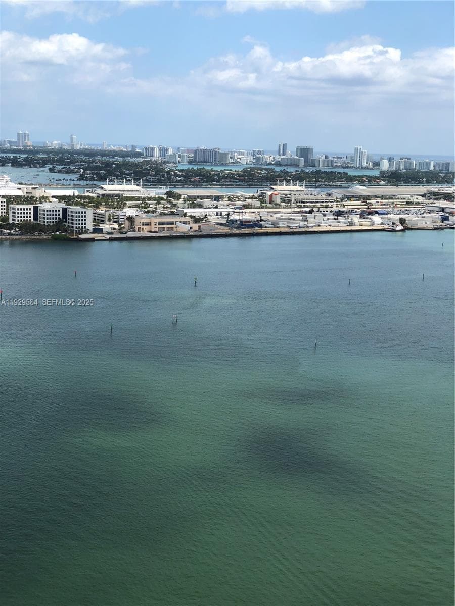 900 Brickell Key Blvd 1602 photo 7