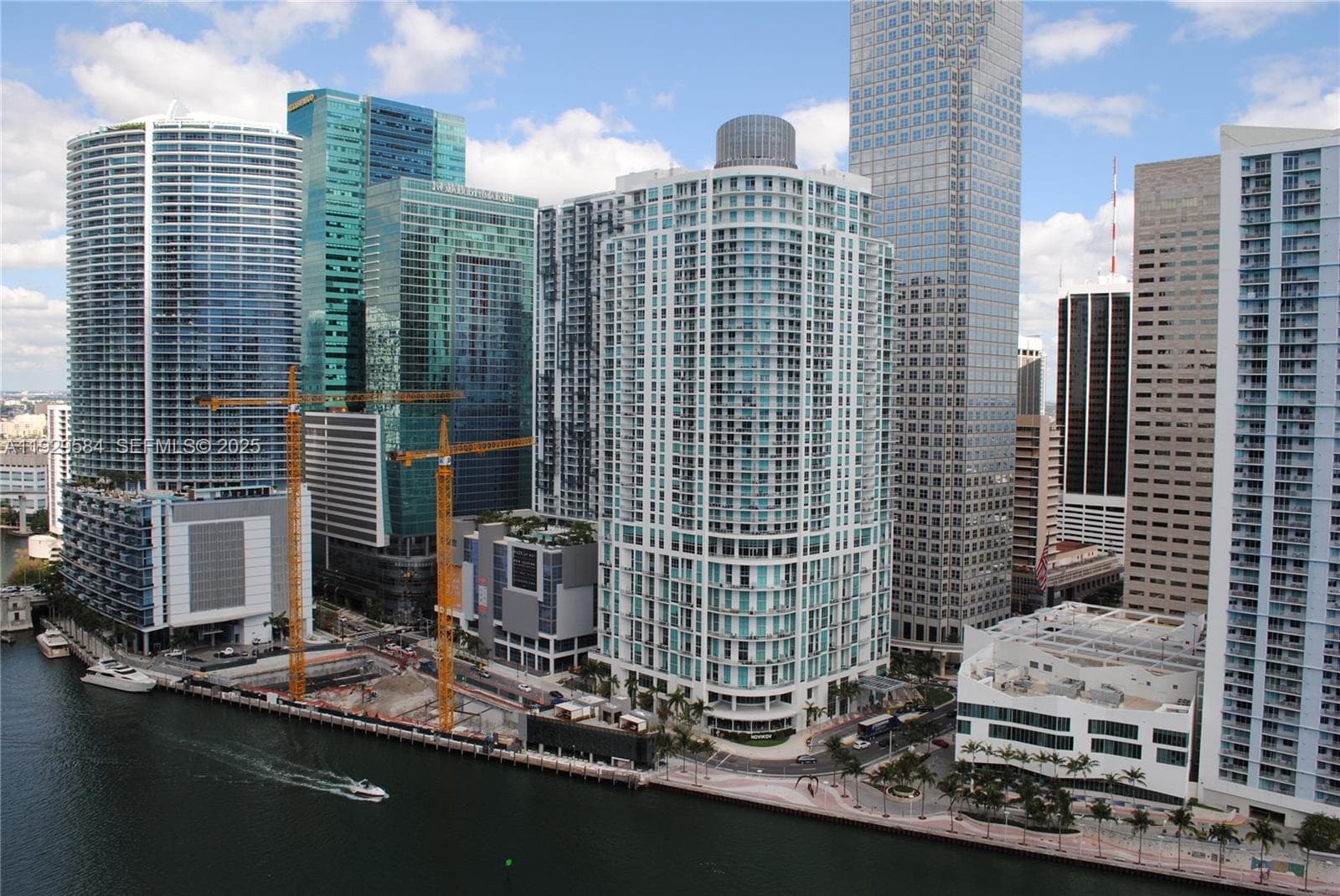 900 Brickell Key Blvd 1602 photo 9