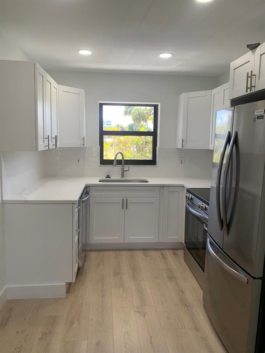 755 Saturn Street Street H207 photo 9