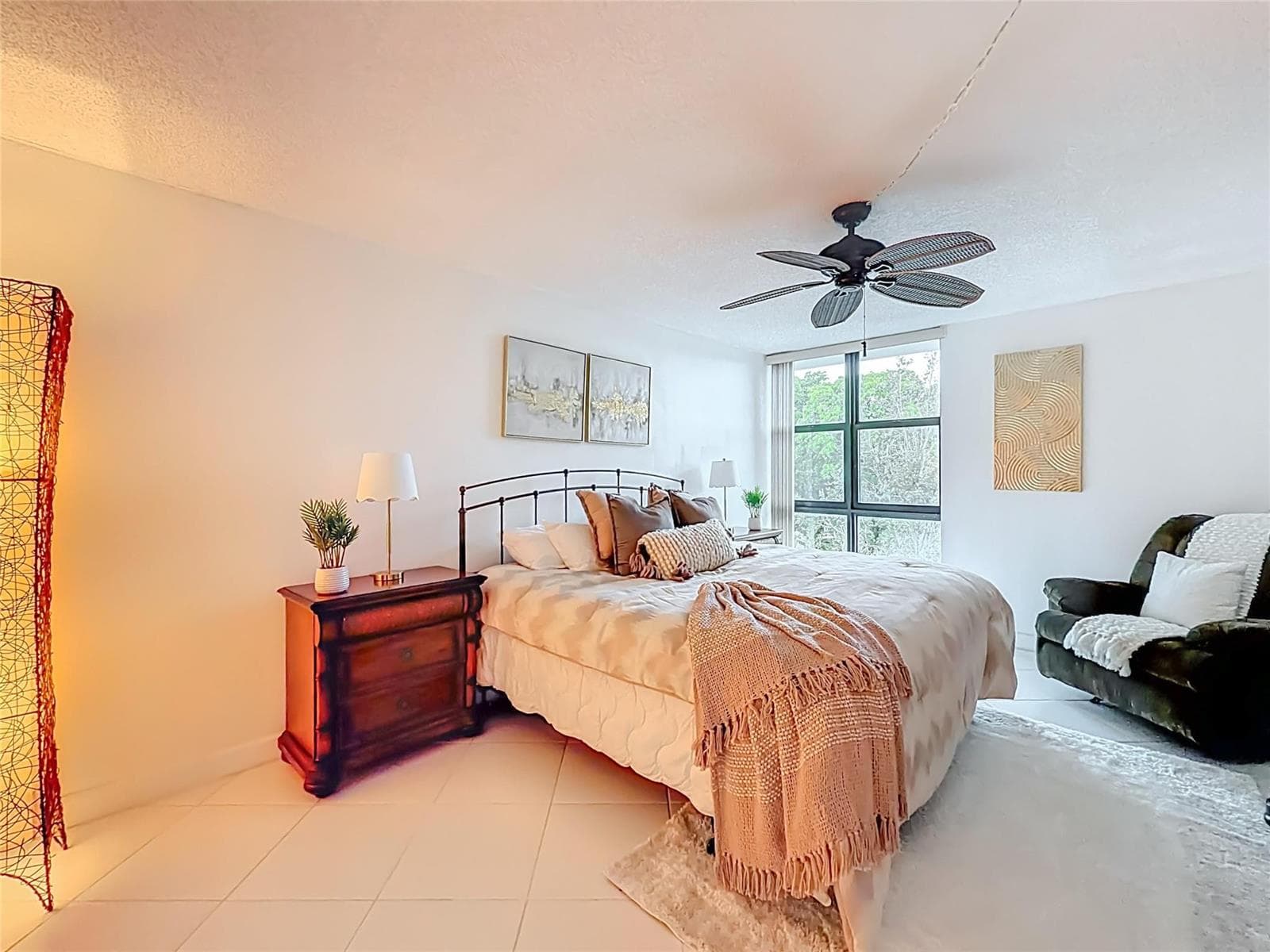 1101 River Reach Drive 502 photo 25