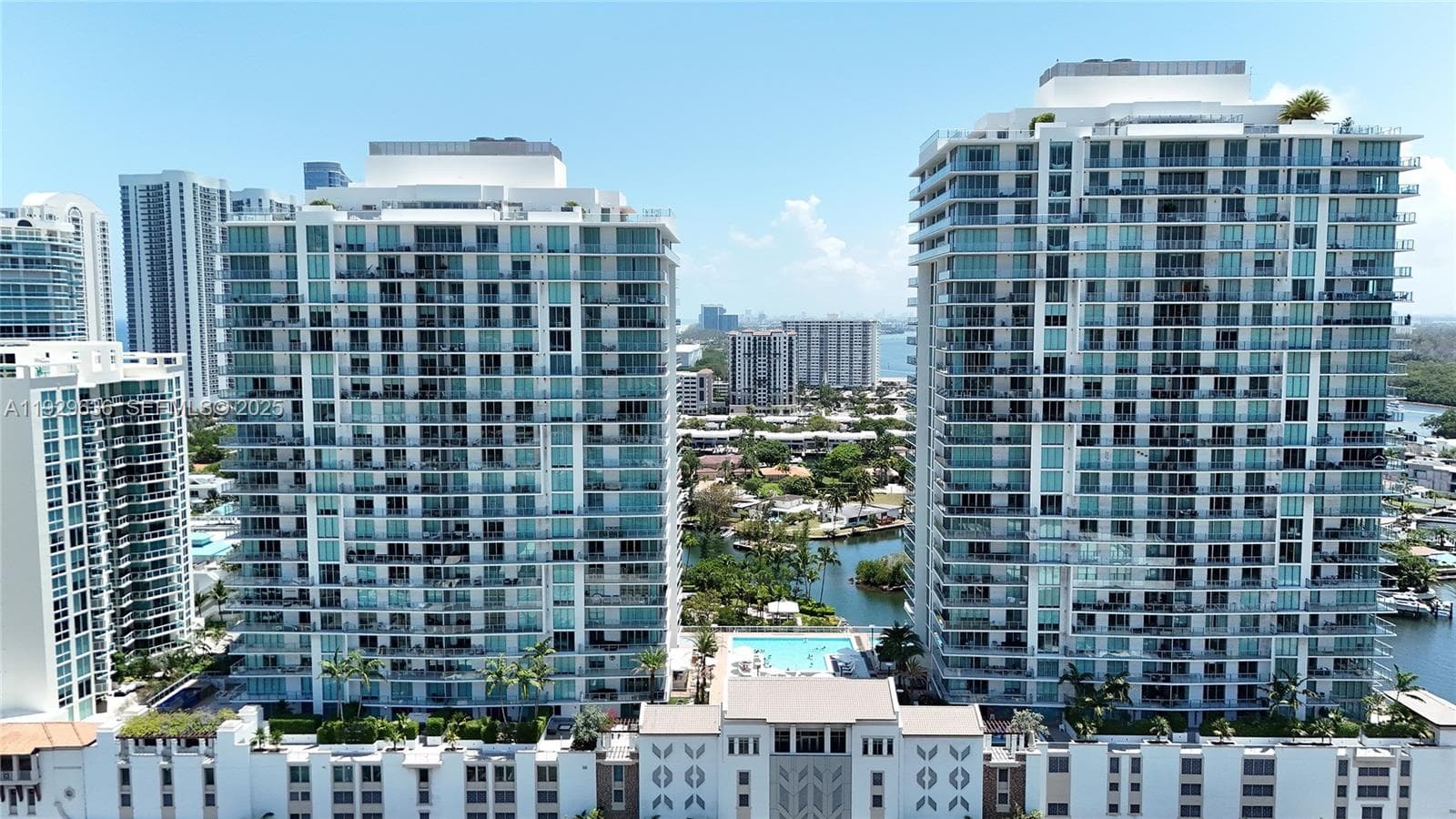 300 Sunny Isles Blvd 4-2203 photo 2