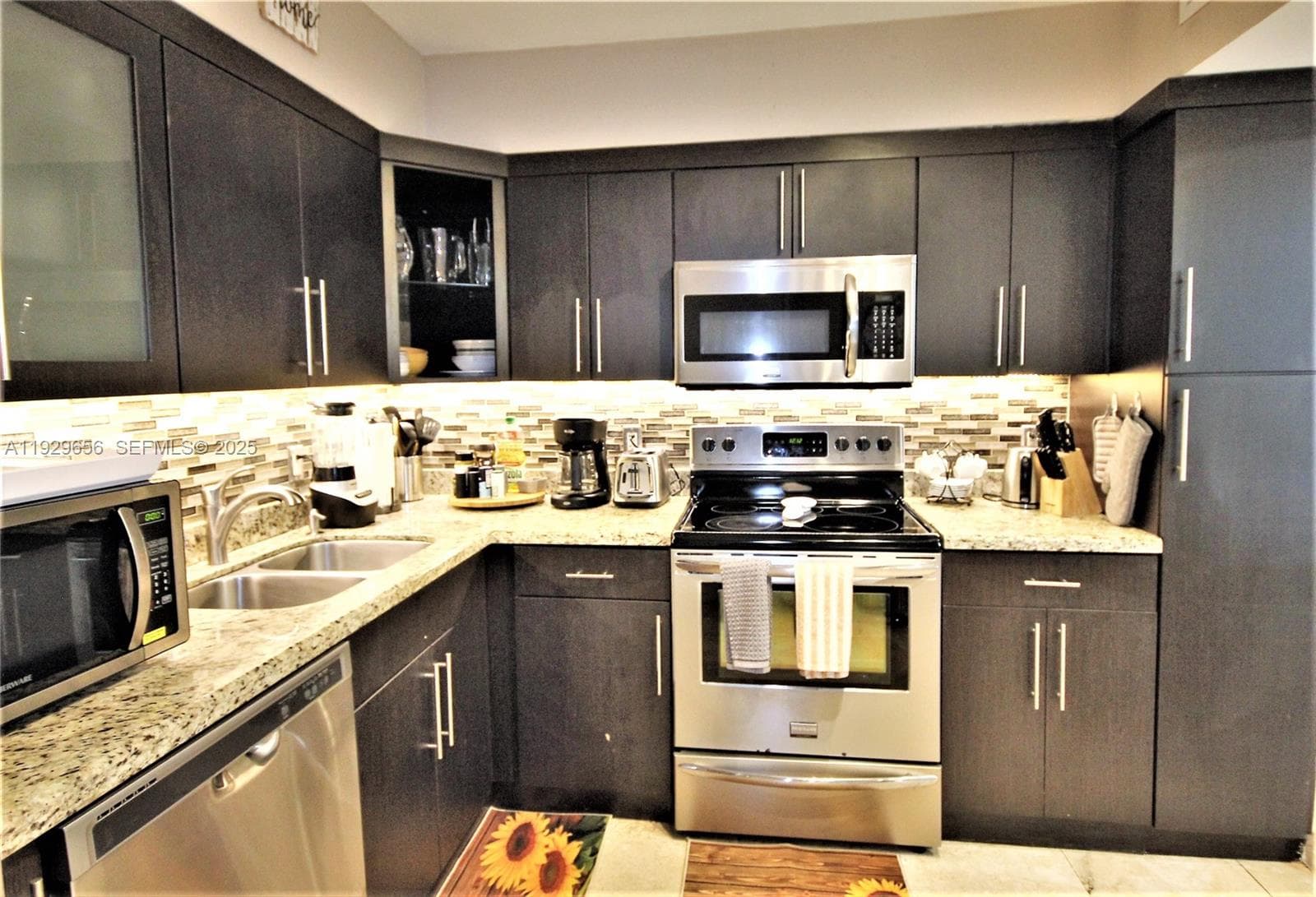 5161 Collins Ave 1610 photo 15