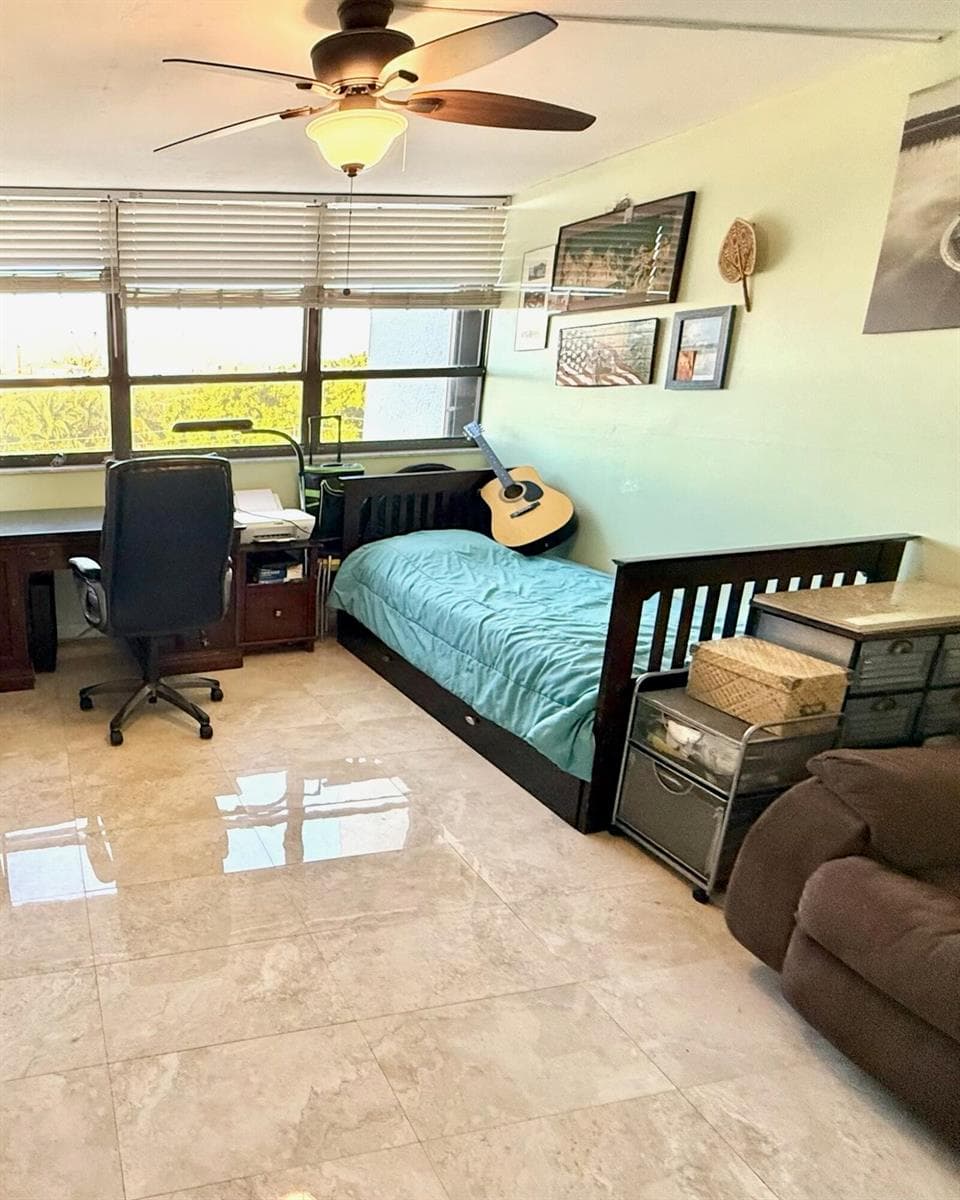 5600 N Flagler Drive 401 photo 15