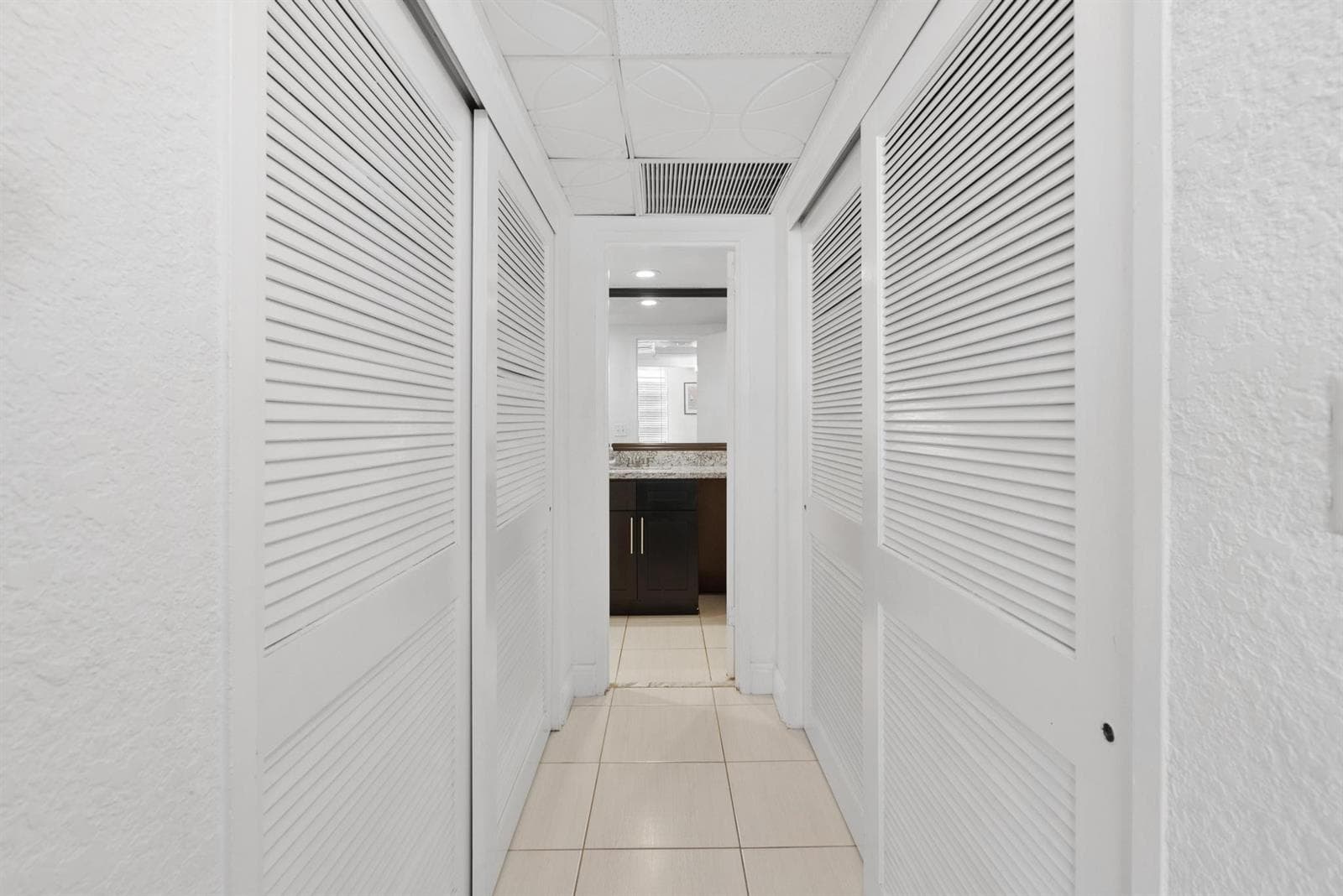 4001 S Ocean Drive 14D photo 17