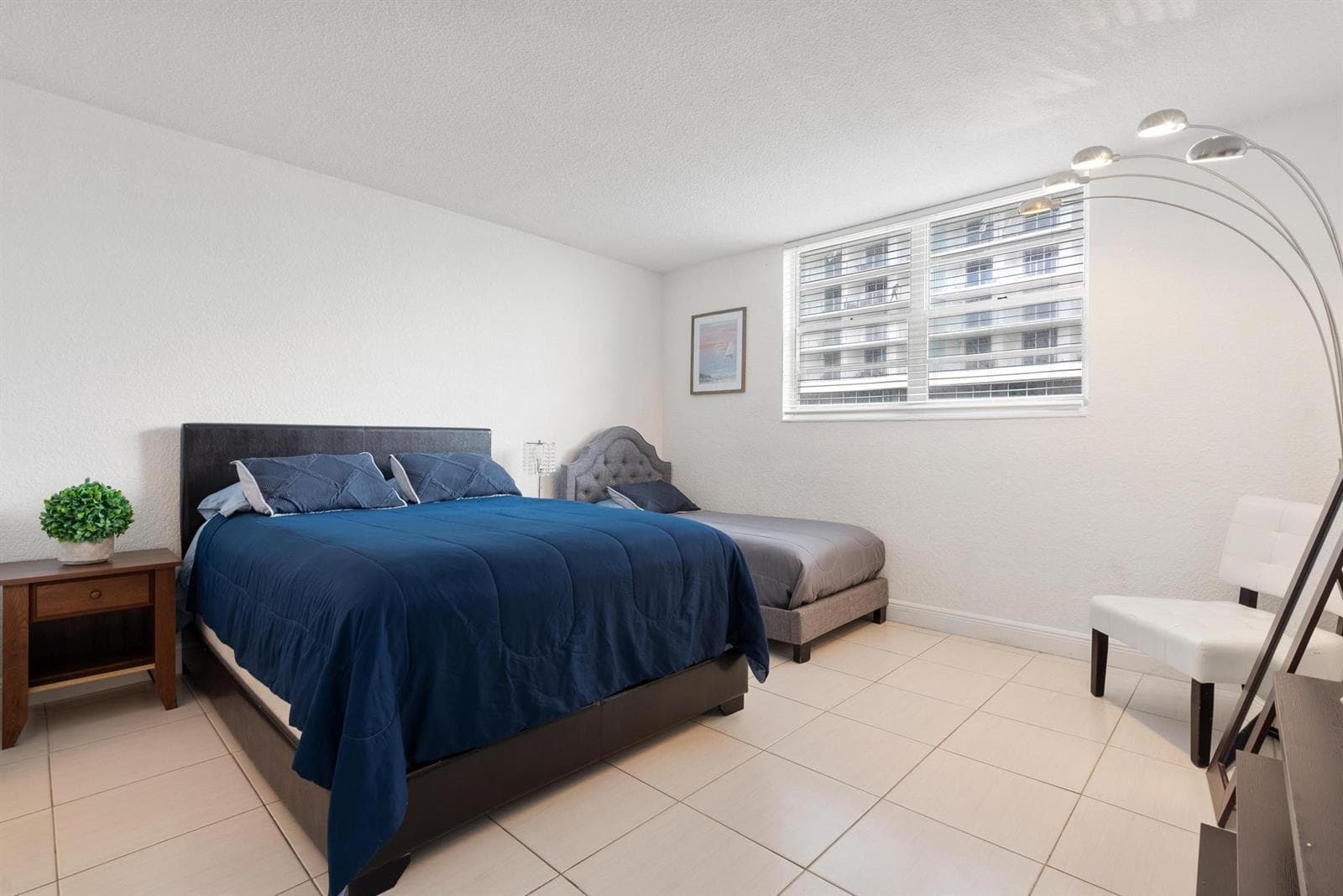 4001 S Ocean Drive 14D photo 14