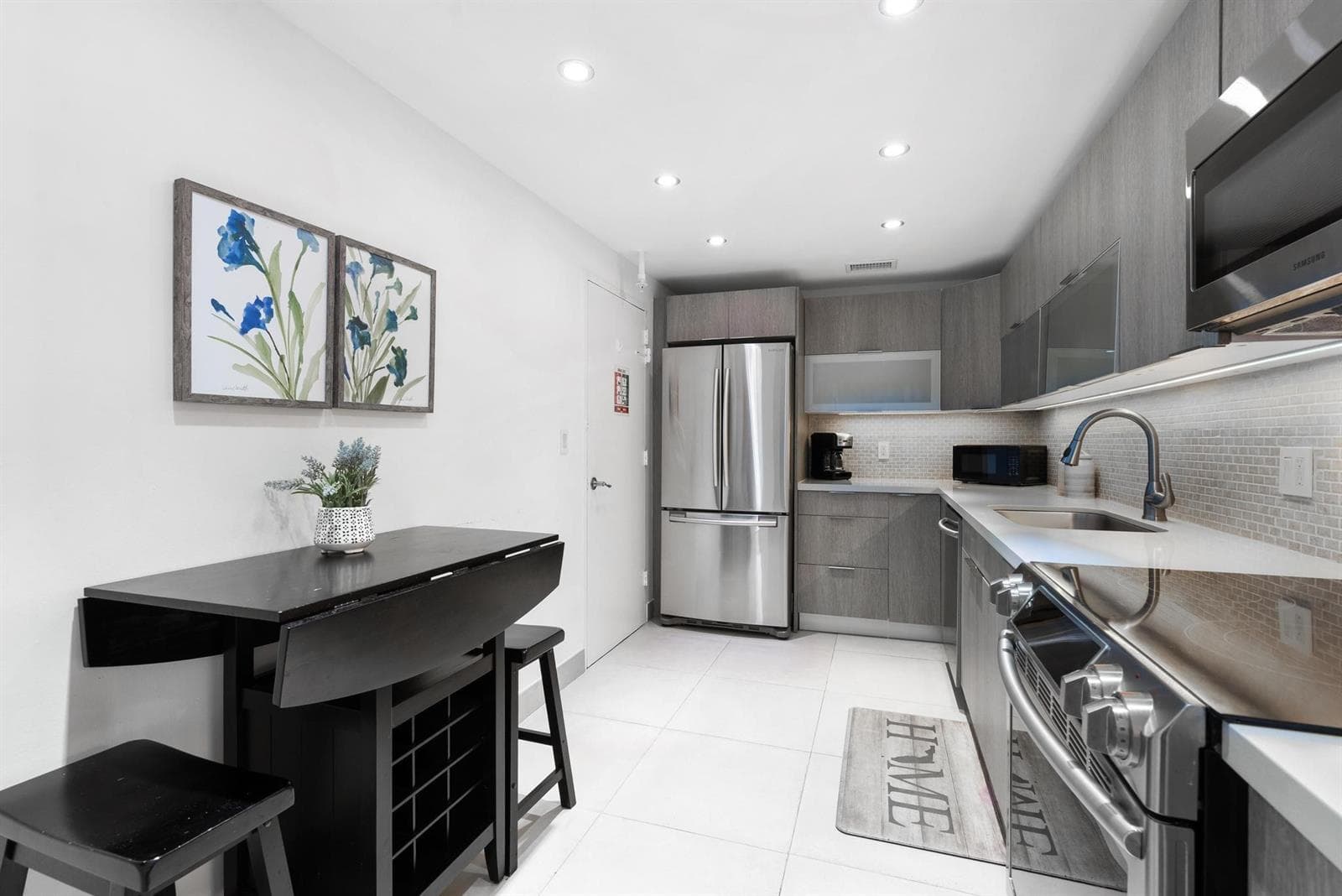 4001 S Ocean Drive 8E photo 6
