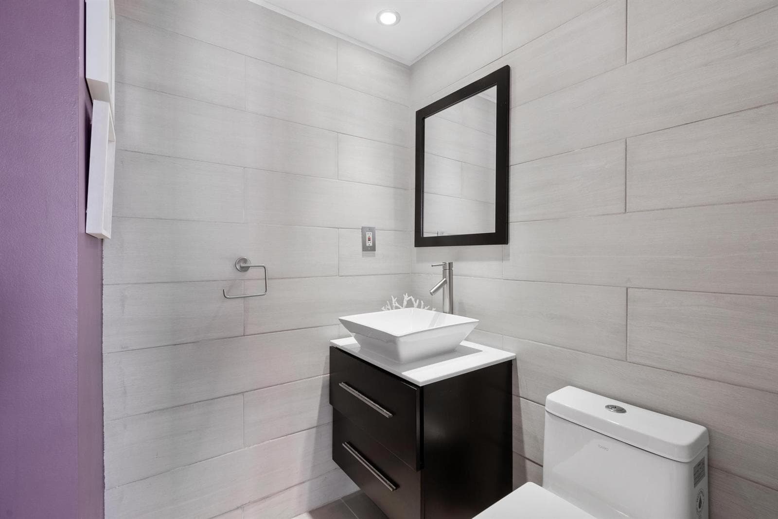 4001 S Ocean Drive 8E photo 17