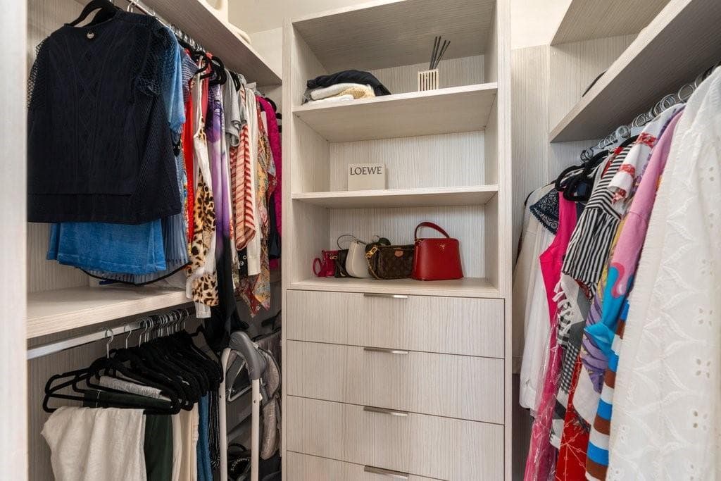2030 S Ocean Drive 1407 photo 24