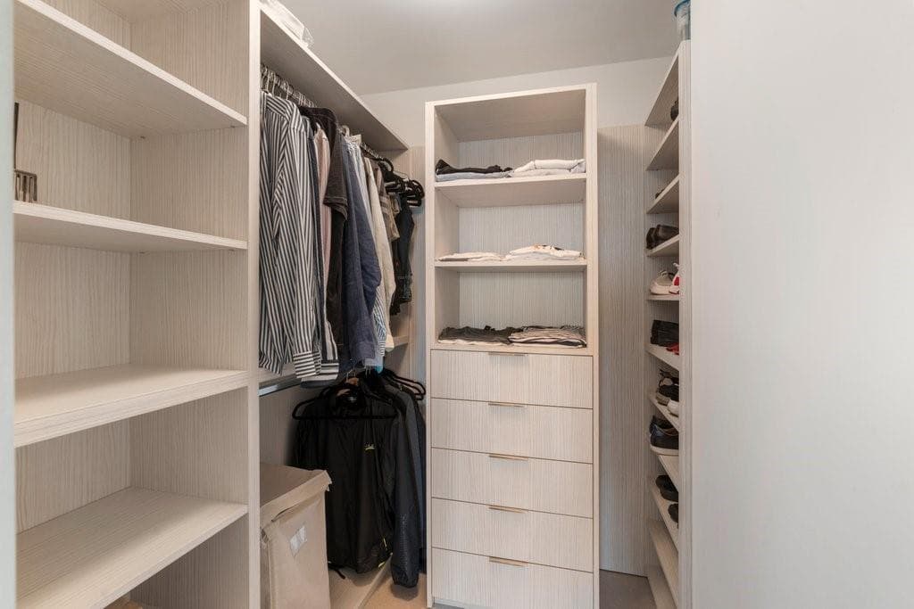 2030 S Ocean Drive 1407 photo 18