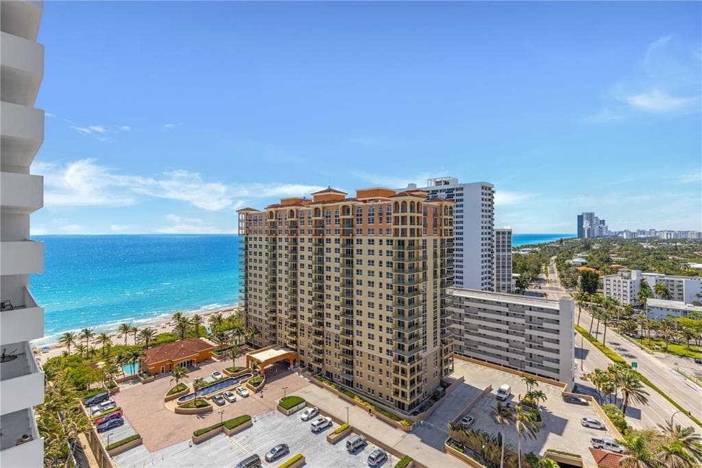 2030 S Ocean Drive 1407 photo 25