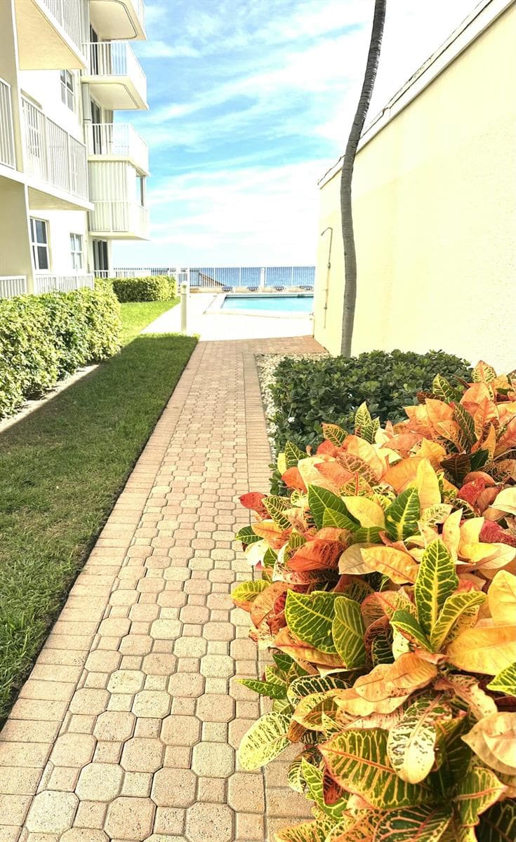 3540 S Ocean Boulevard 409 photo 16