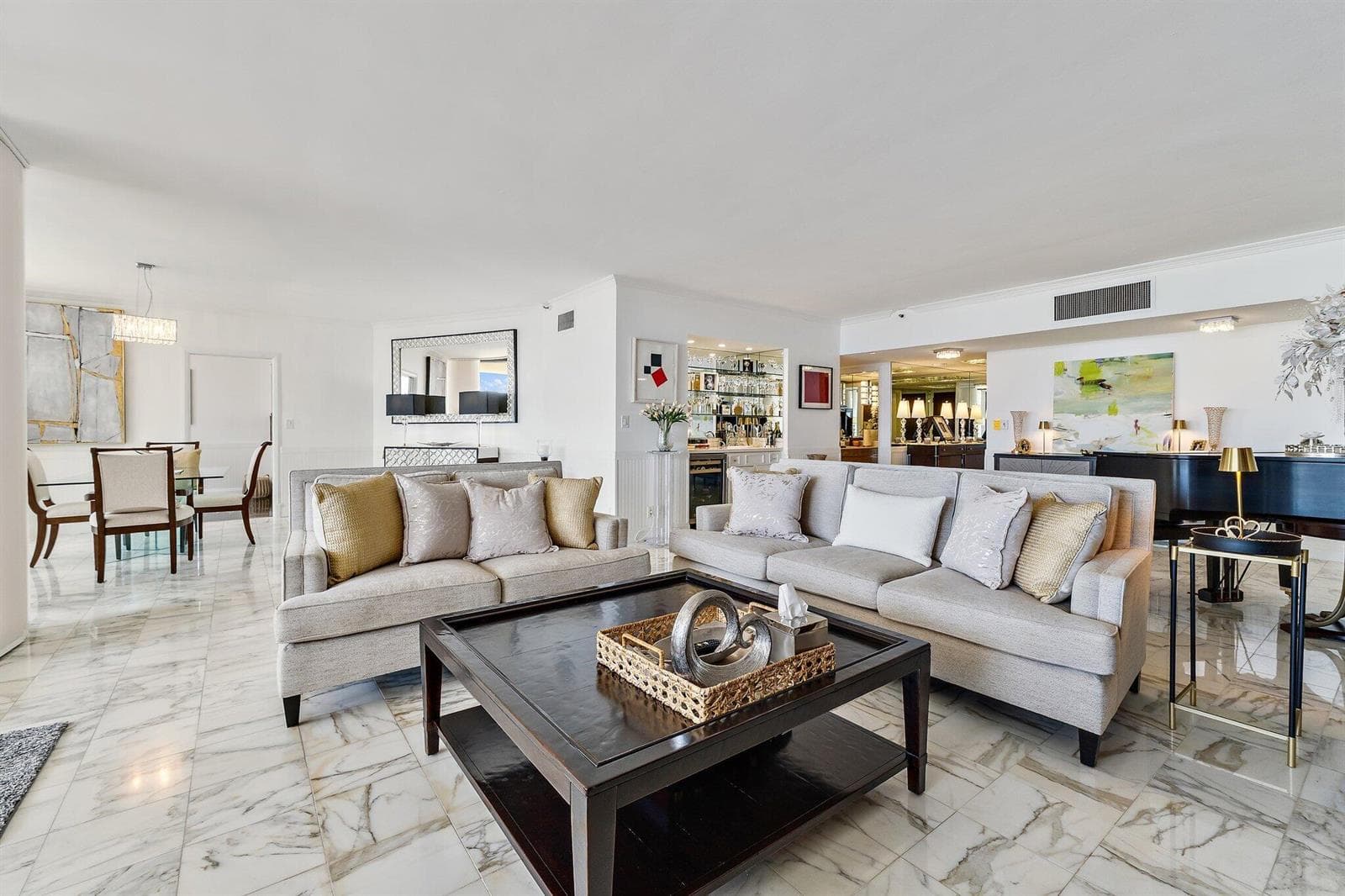 100 Lakeshore Drive 457 photo 13