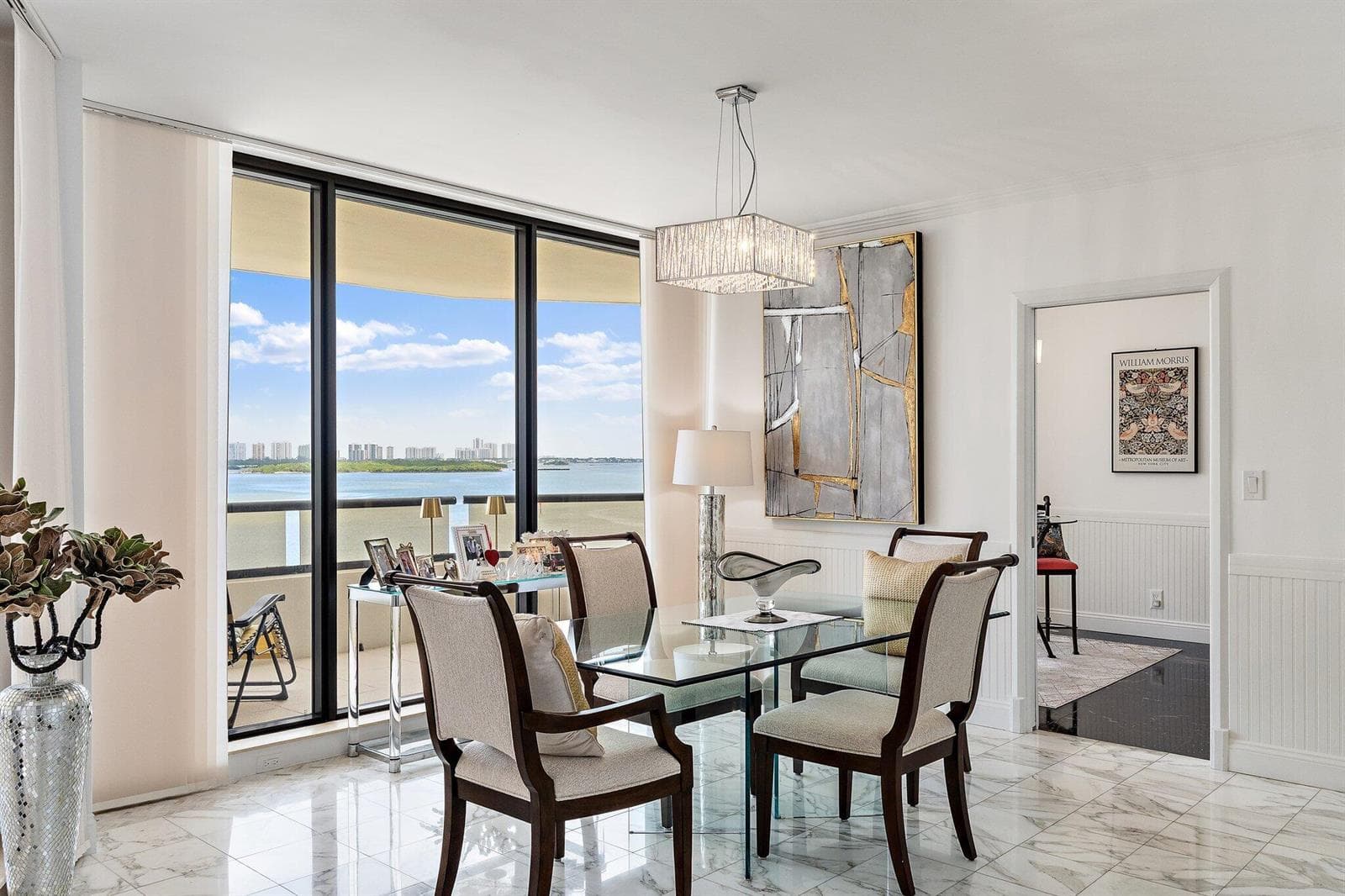 100 Lakeshore Drive 457 photo 15