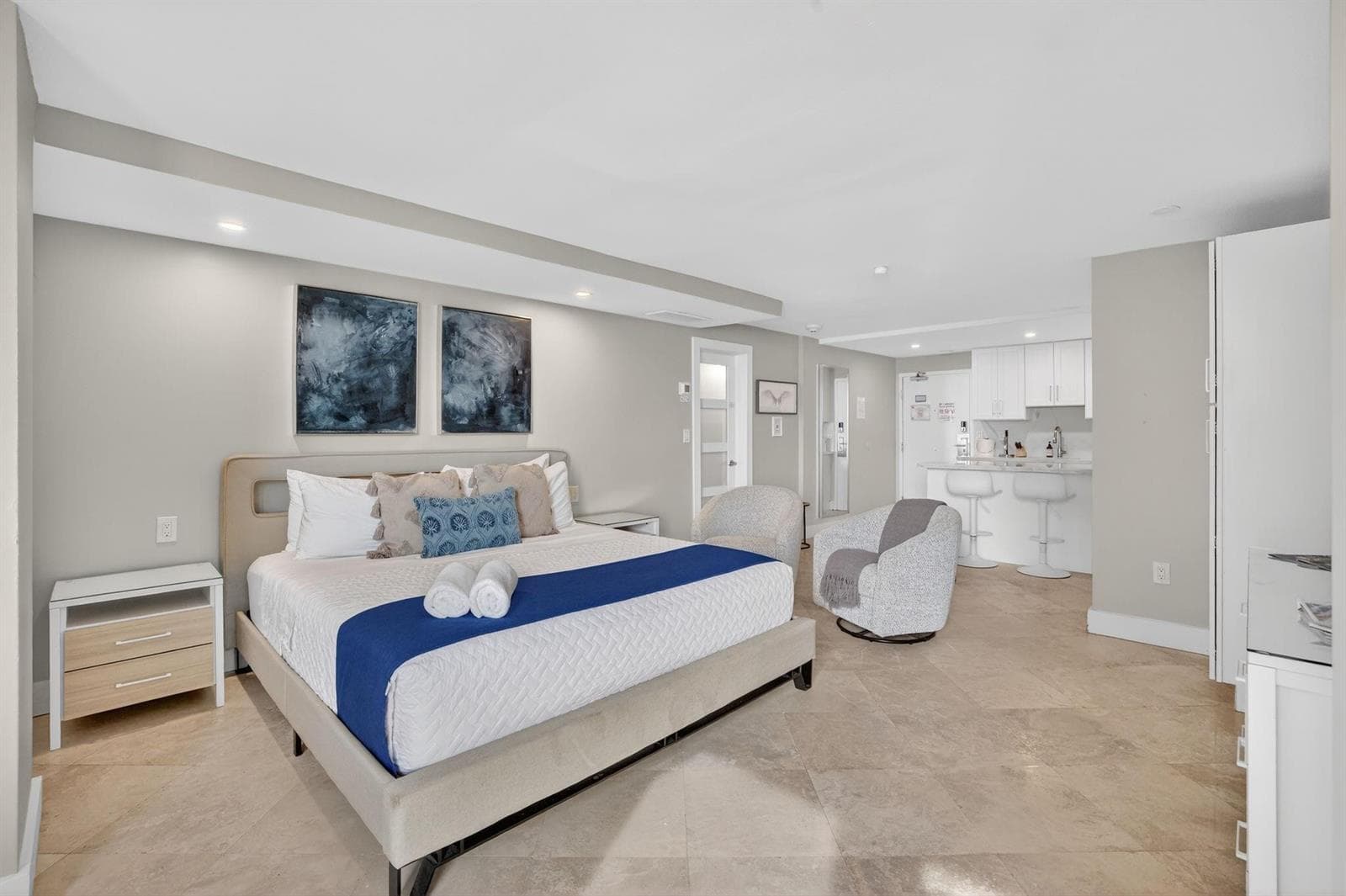 4040 Galt Ocean Drive 708 photo 16
