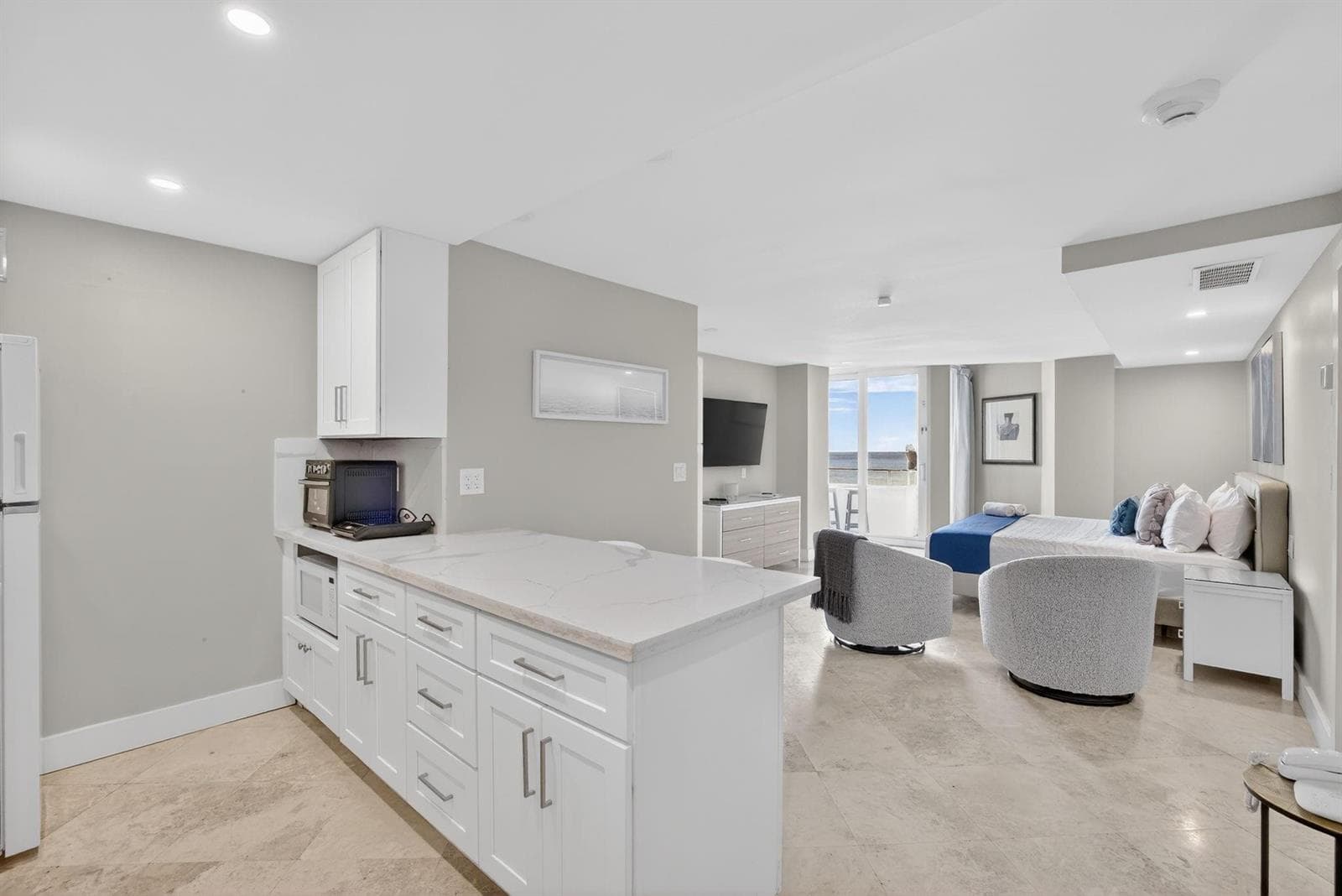 4040 Galt Ocean Drive 708 photo 4