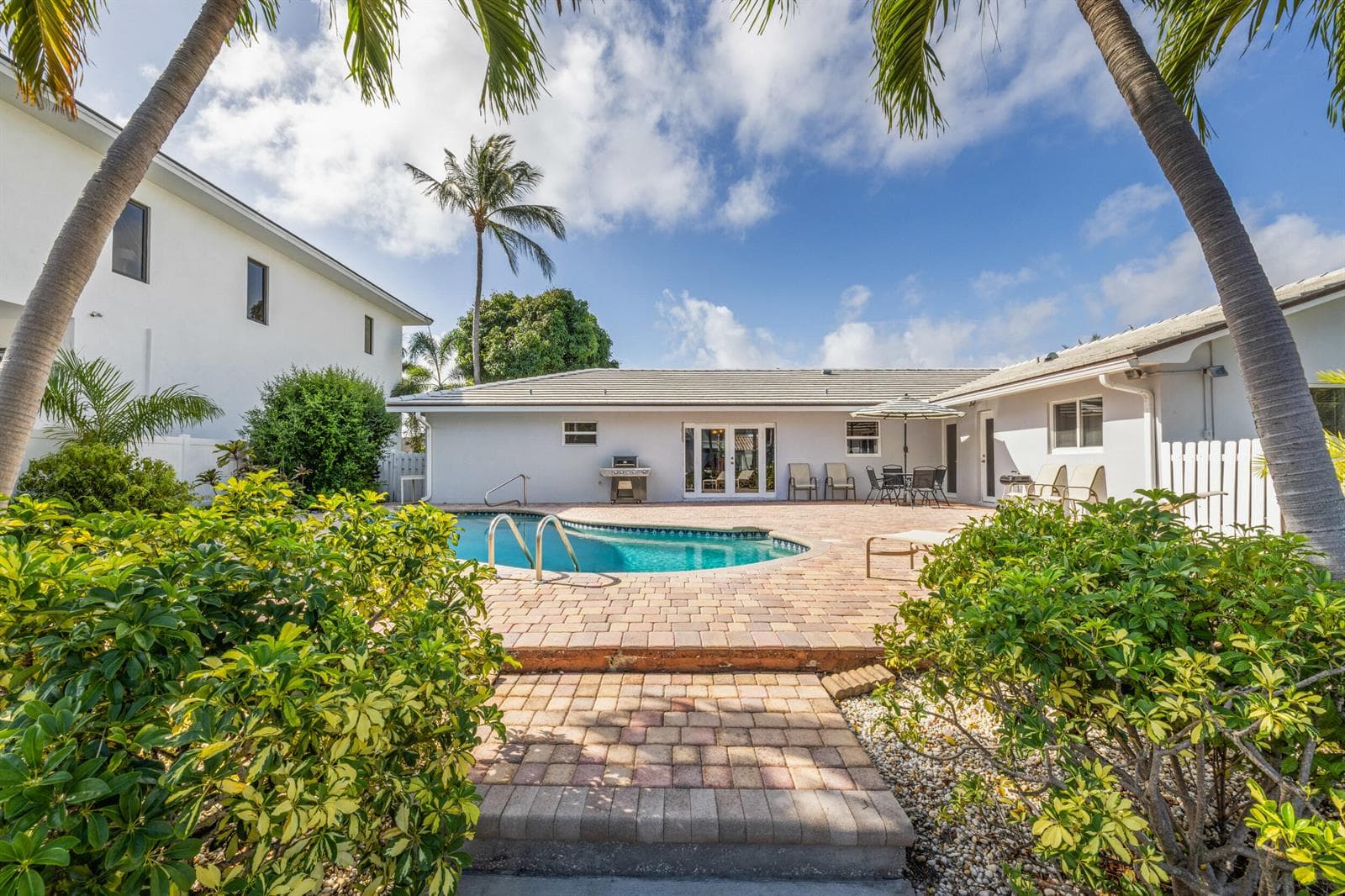 925 Cypress Drive photo 23
