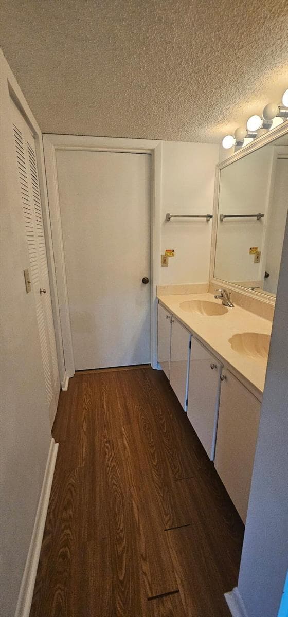 7879 Willow Spring Drive 923 photo 12