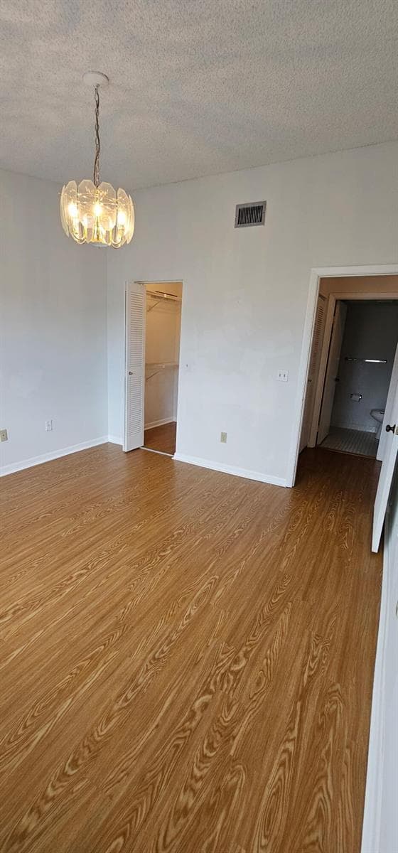 7879 Willow Spring Drive 923 photo 7