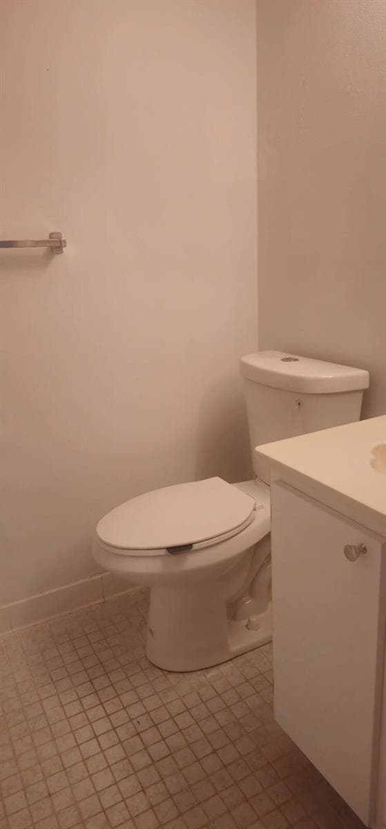 7879 Willow Spring Drive 923 photo 11
