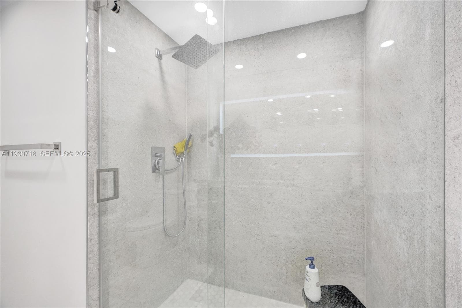 19355 Turnberry Way 26E photo 22