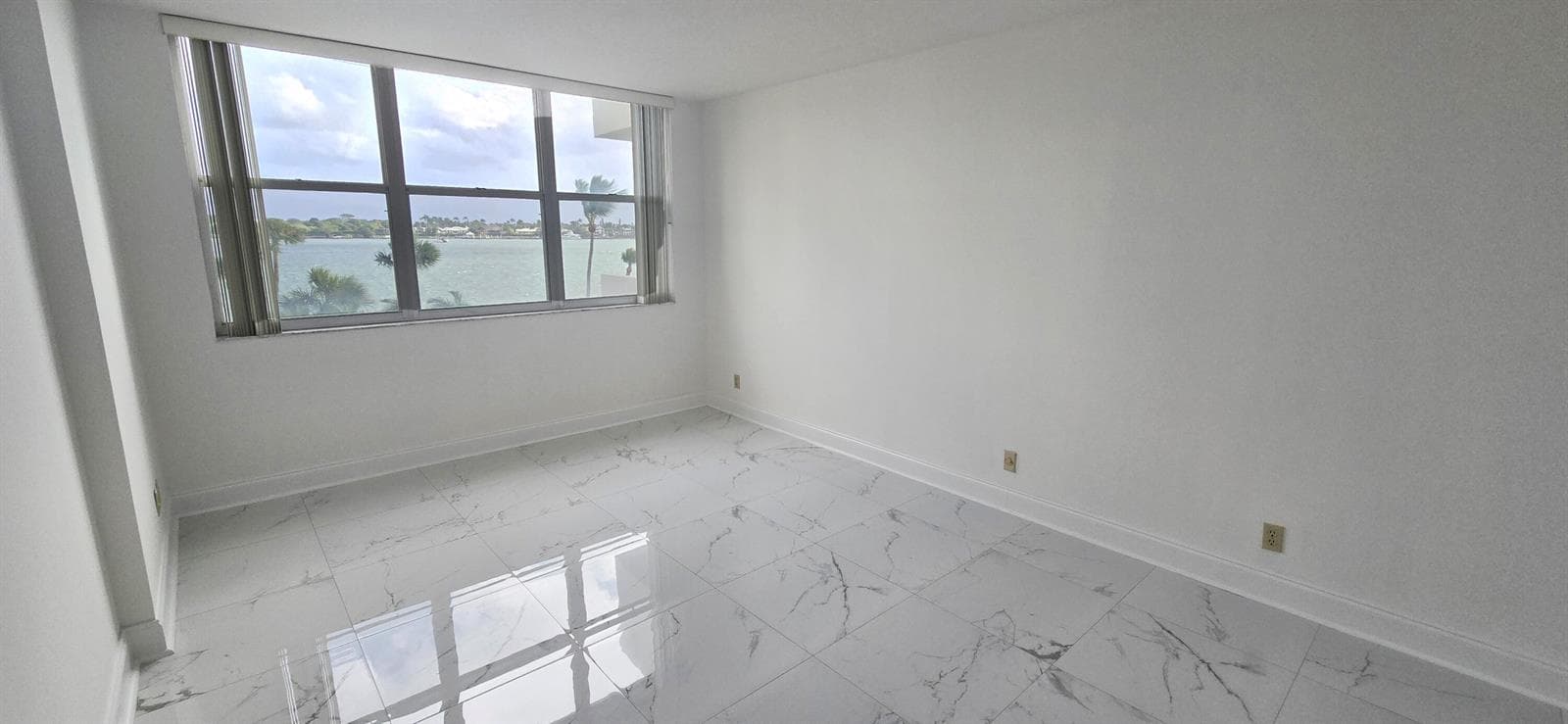 2600 N Flagler Drive 403 photo 14