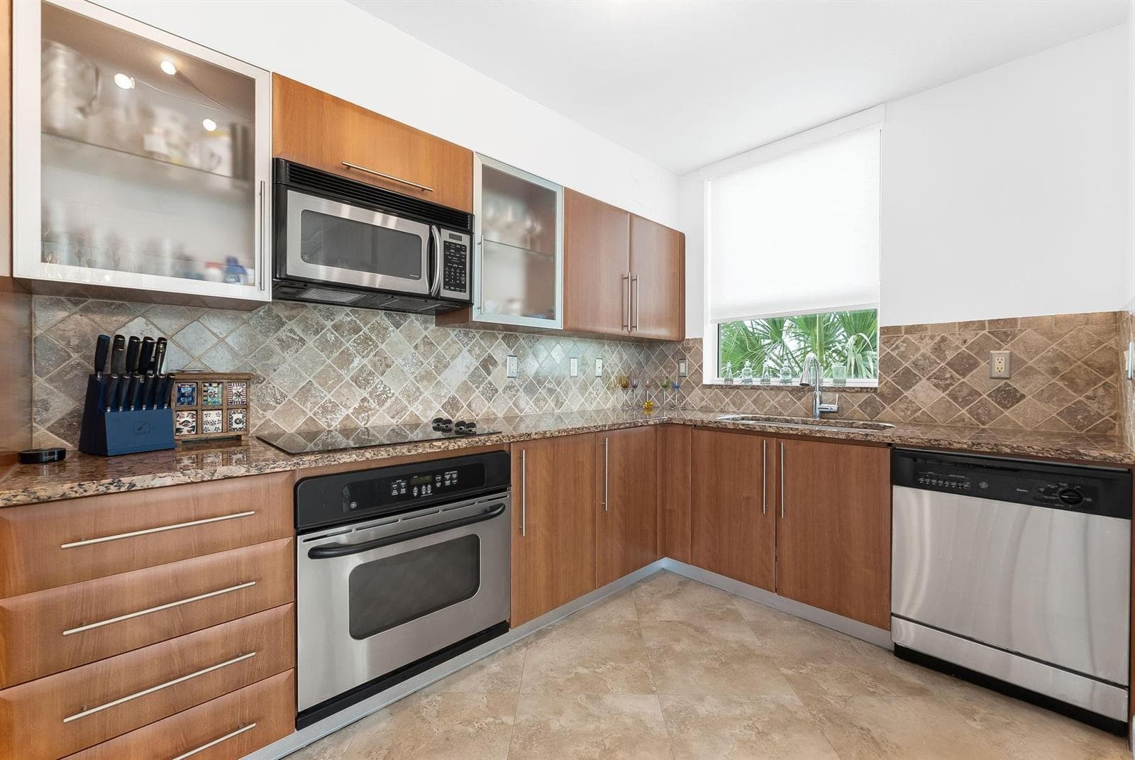 600 W Las Olas Boulevard 903S photo 7