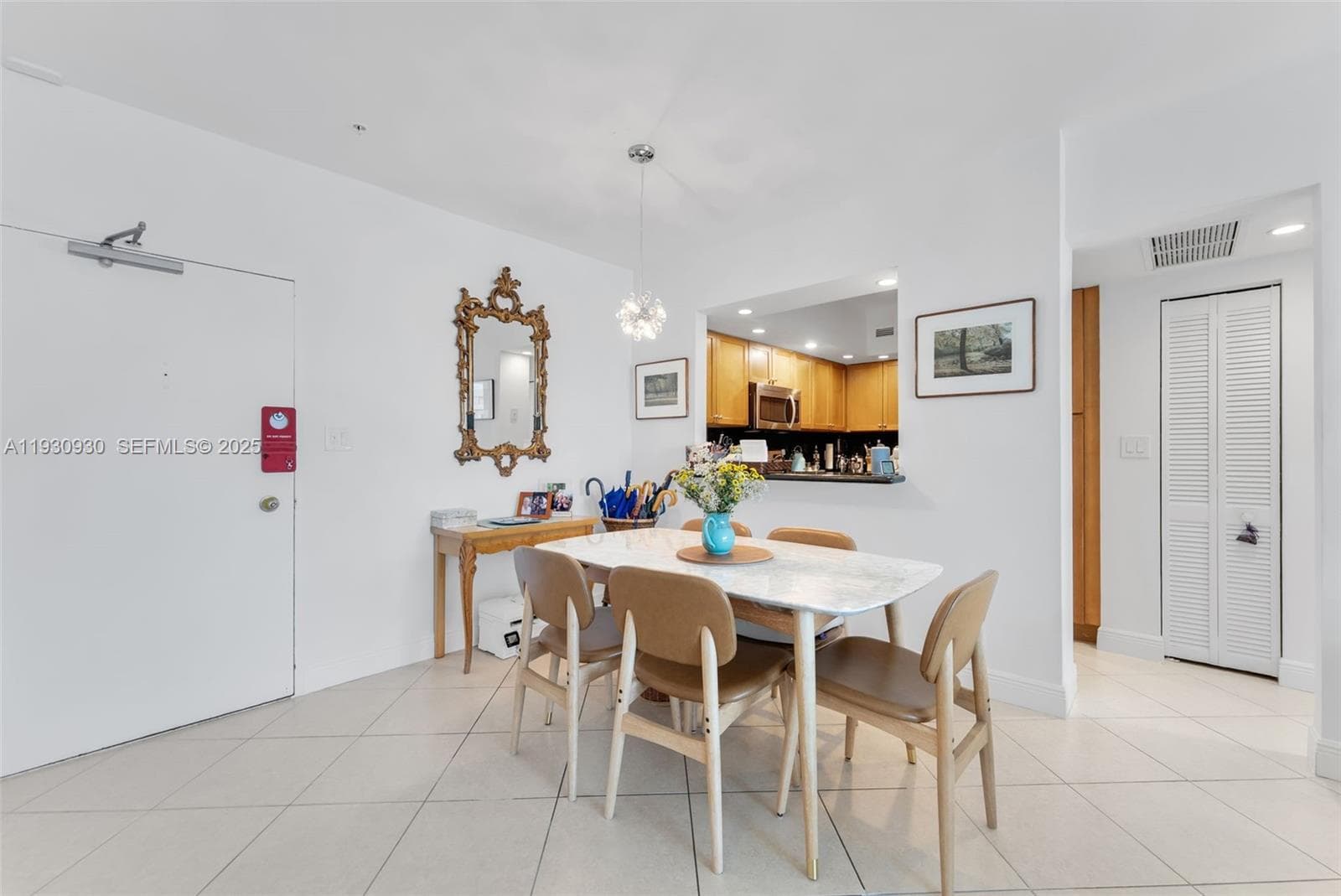 5600 Collins Ave 17W photo 11