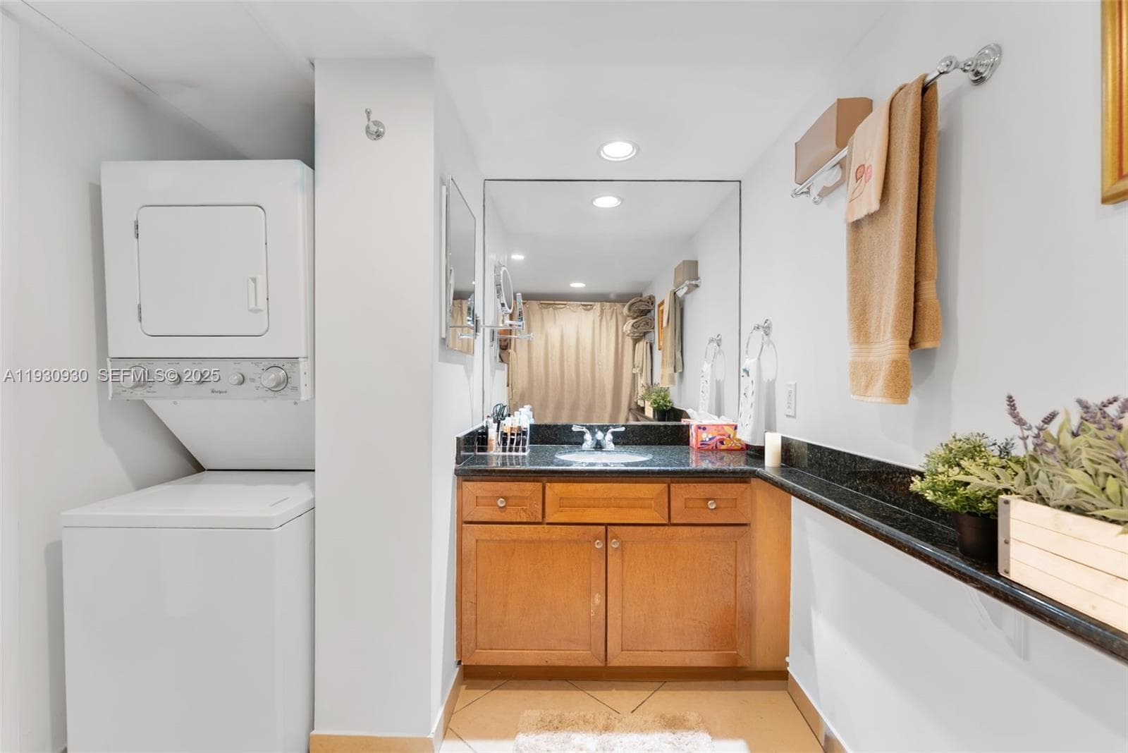 5600 Collins Ave 17W photo 19