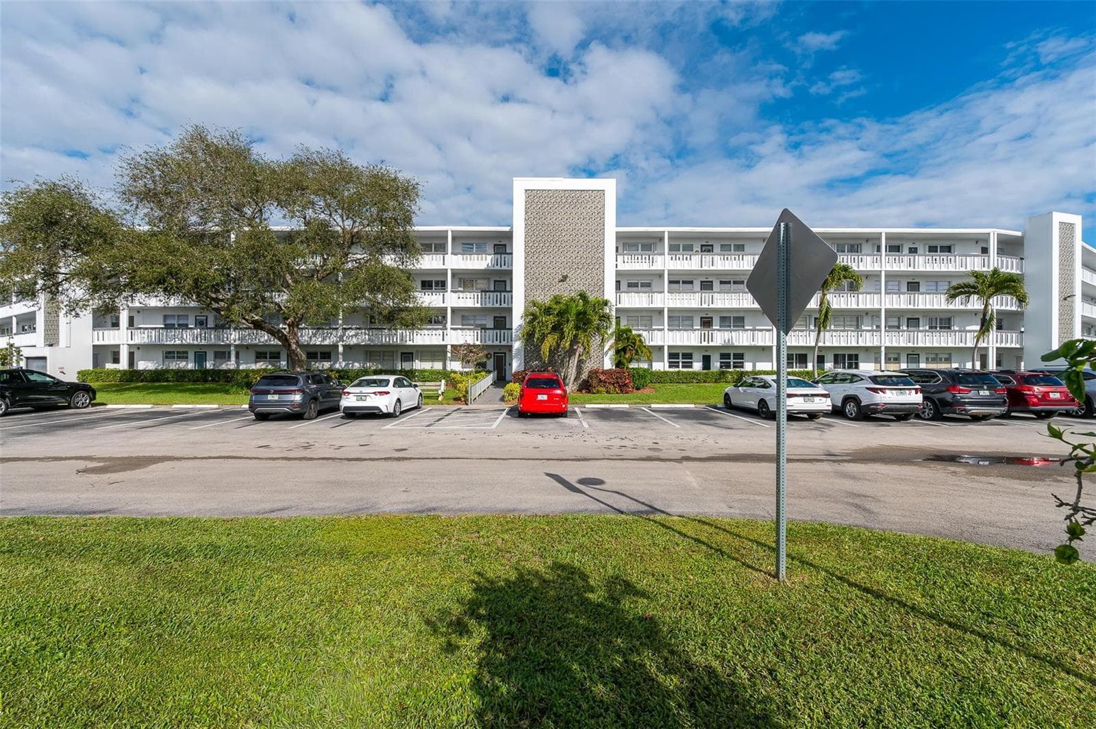 2069 Oakridge F 2069 photo 24