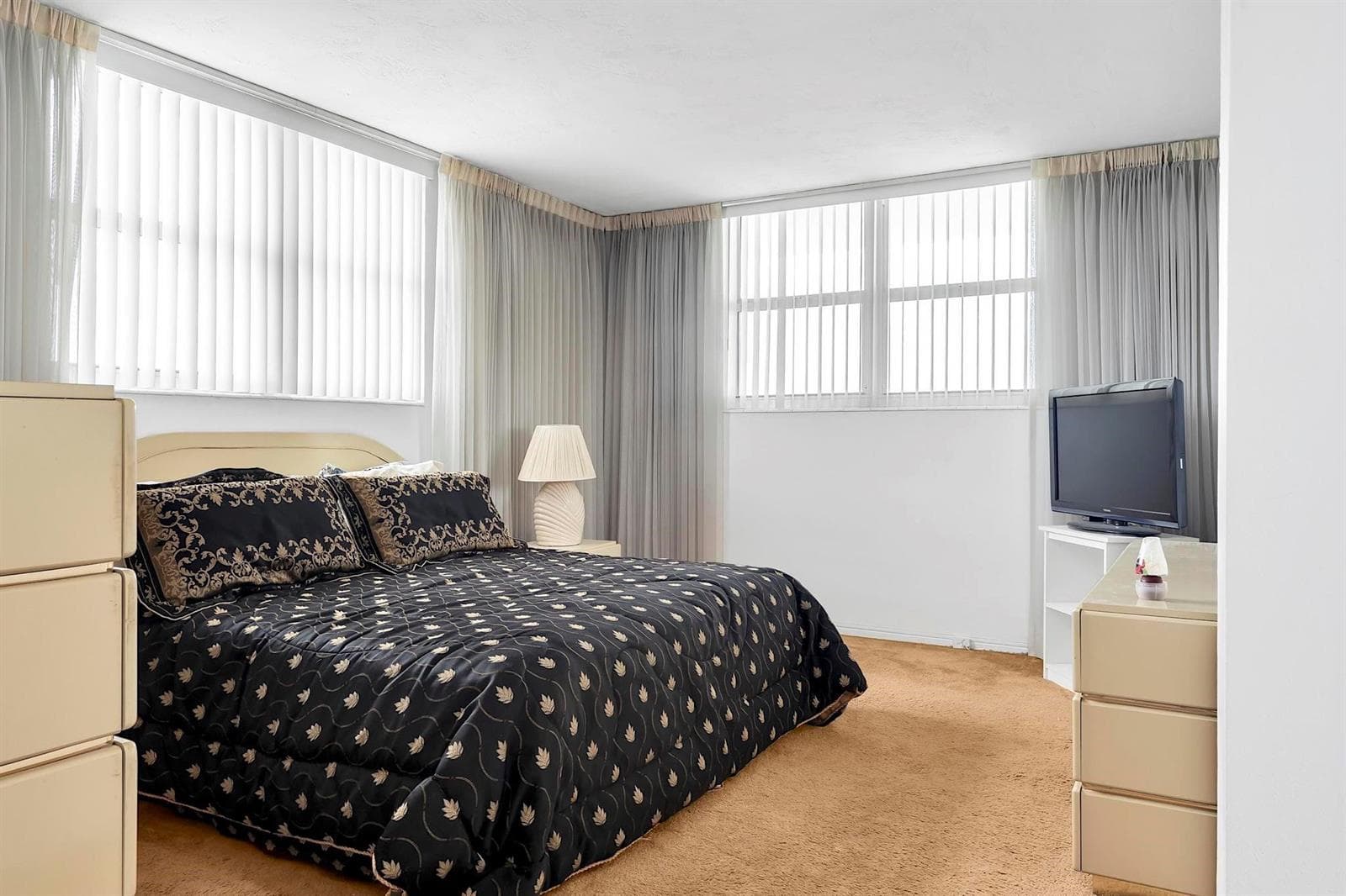 4250 Galt Ocean Drive 8a photo 24