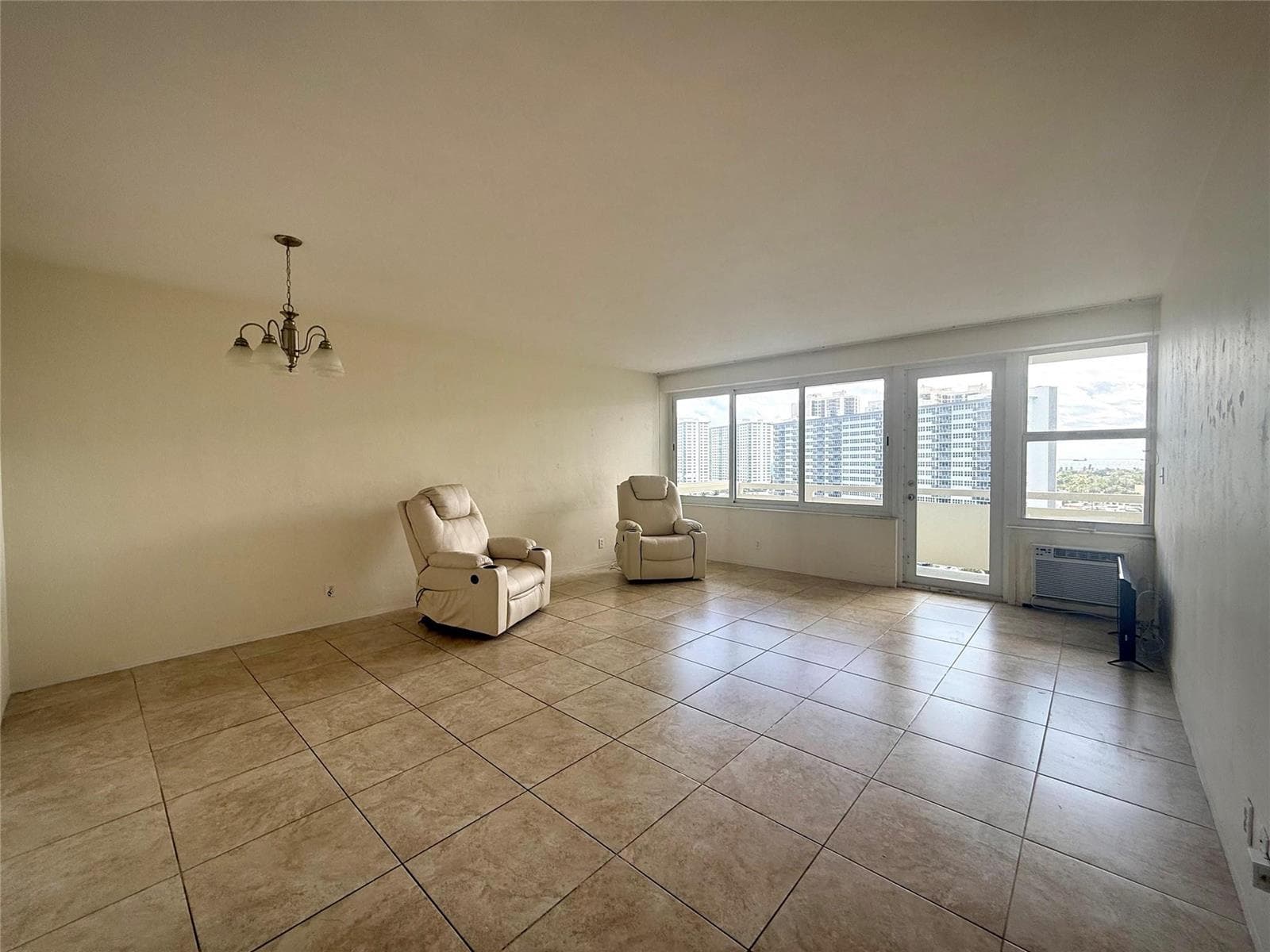 3200 NE 36th Street 1117 photo 6