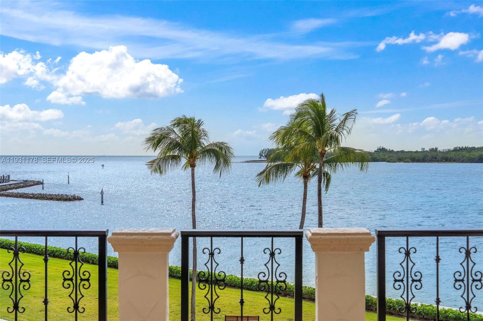 2332 Fisher Island Dr 4302 photo 20