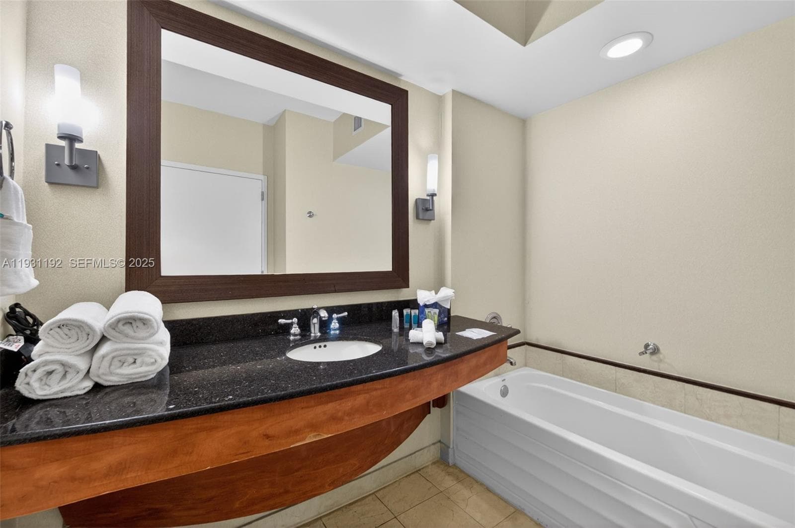 18001 Collins Ave 2101 photo 24