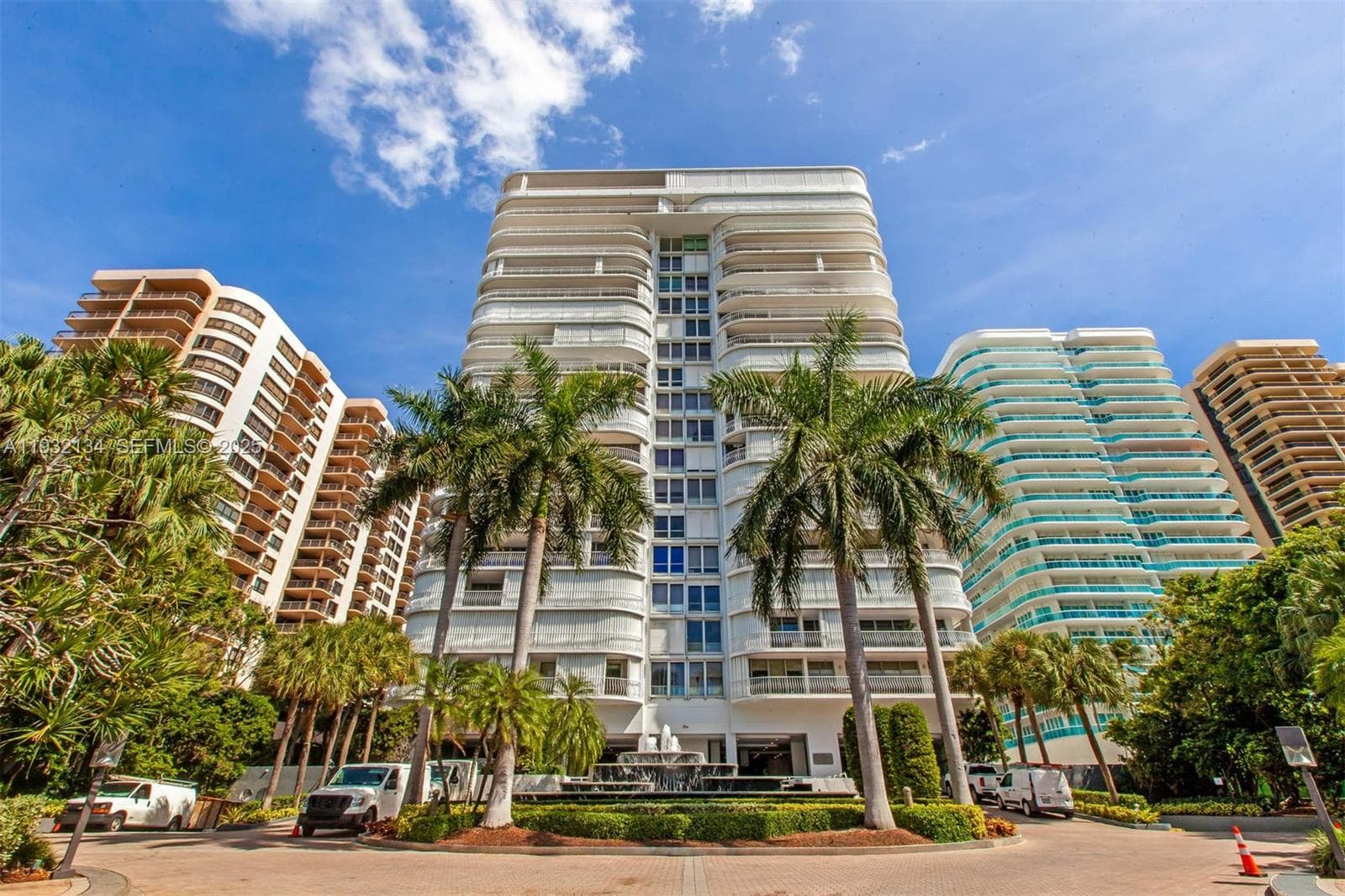 10155 Collins Ave 410 photo 2