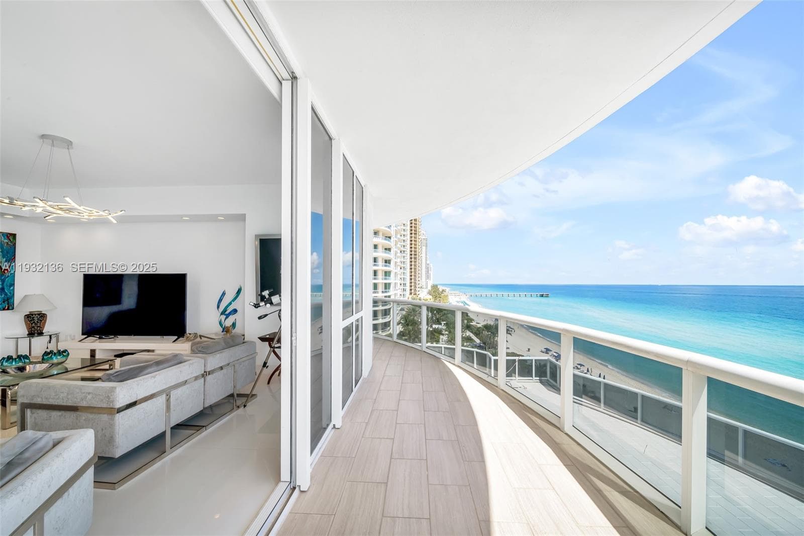16001 Collins Ave 701 photo 3