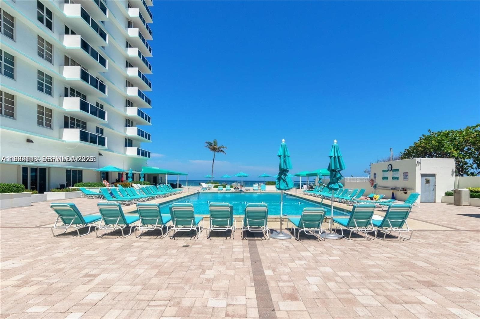 3725 S Ocean Dr 508 photo 8