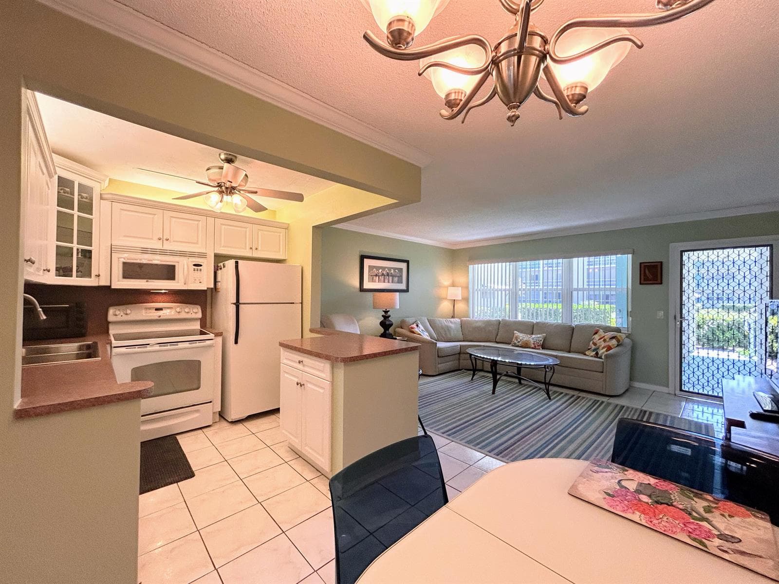 450 Horizons E 107 photo 6