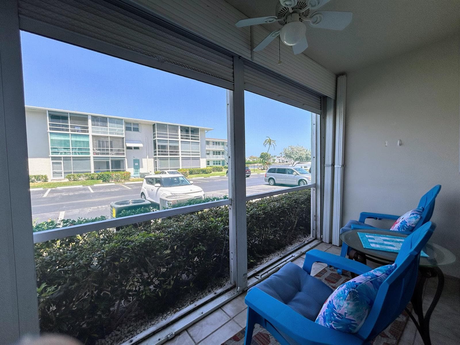 450 Horizons E 107 photo 18